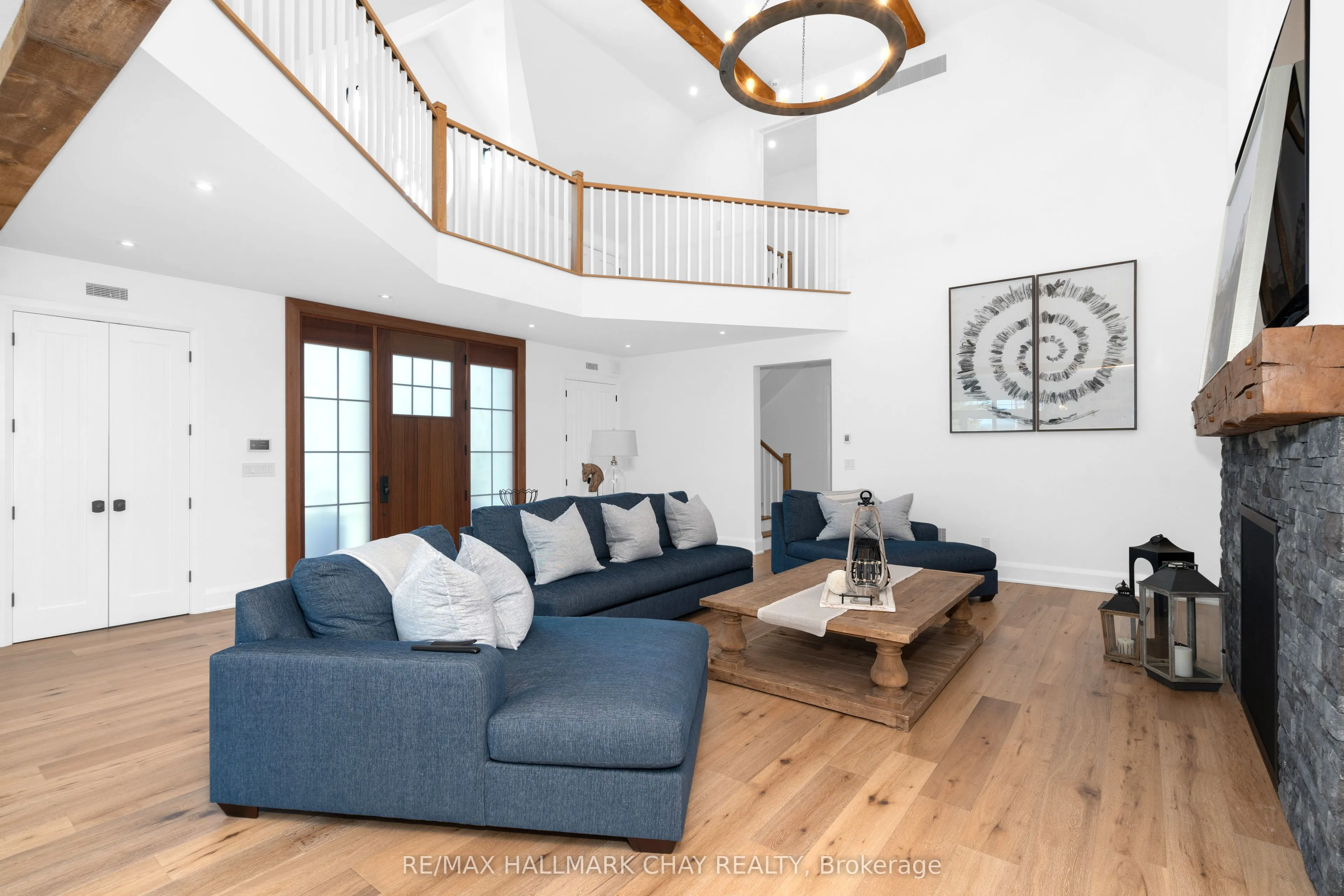 395 Eastdale Drive