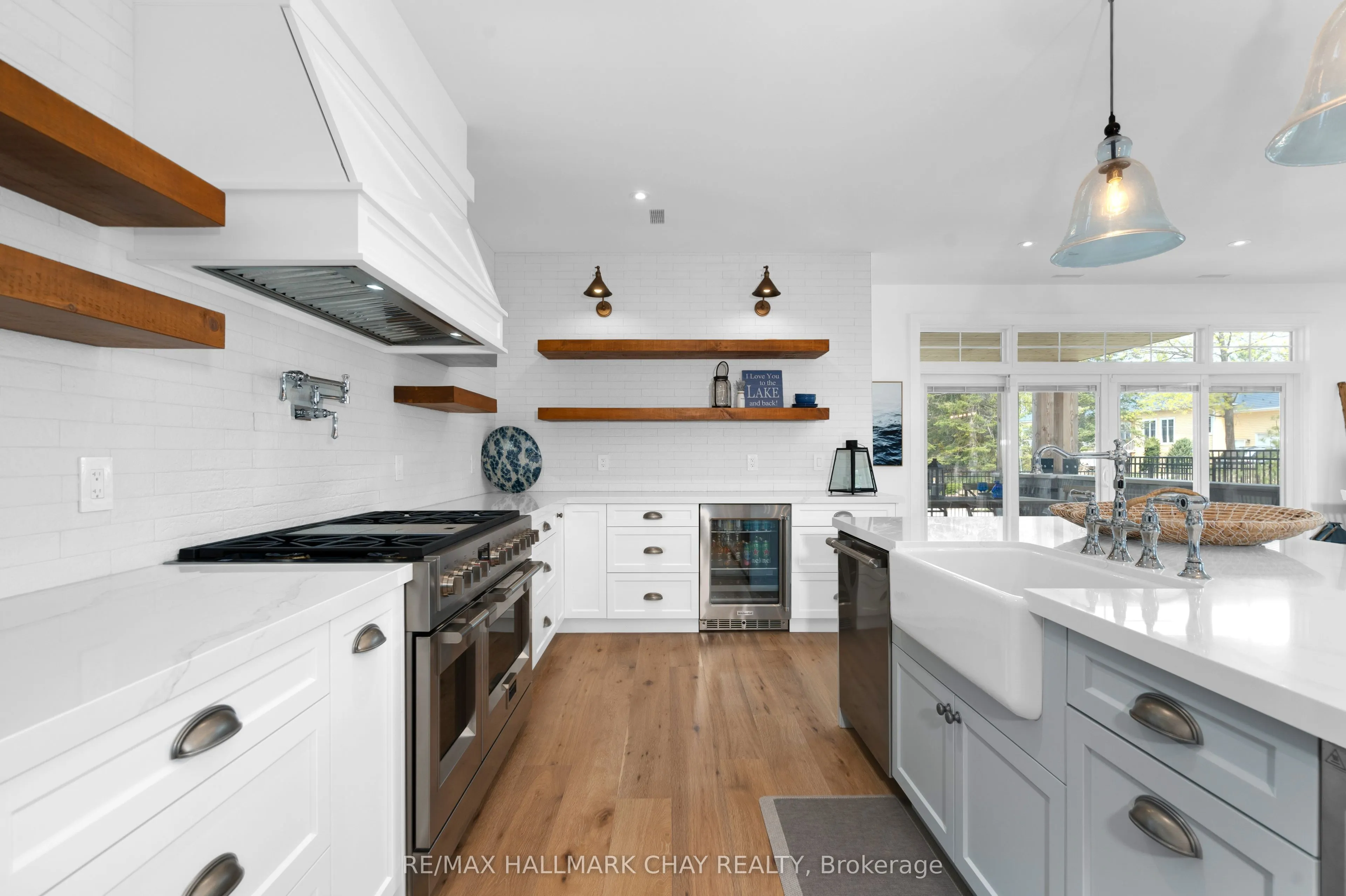 395 Eastdale Drive