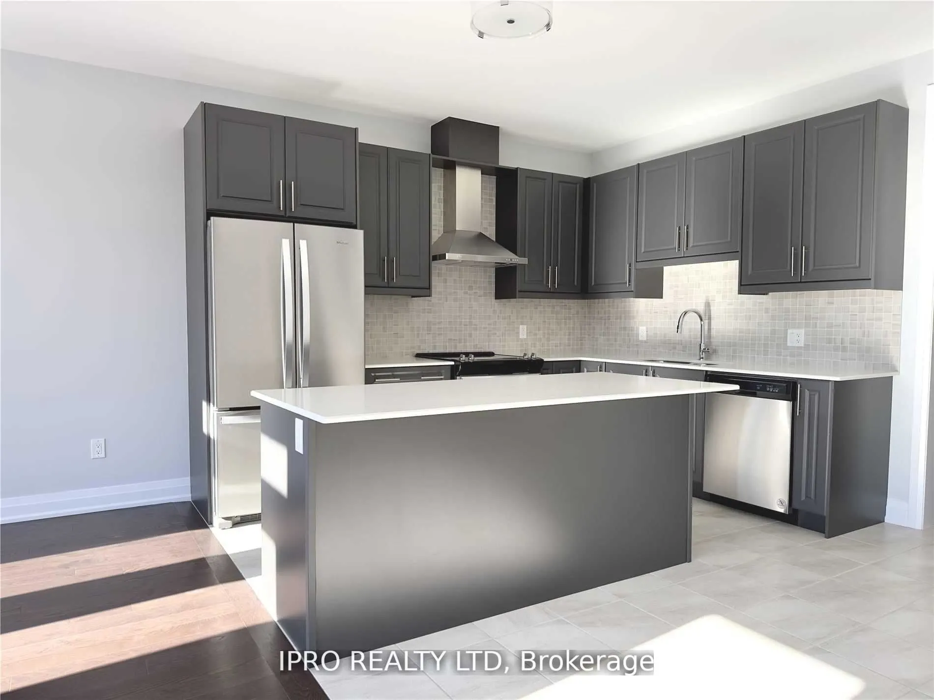 30 Periwinkle Road W