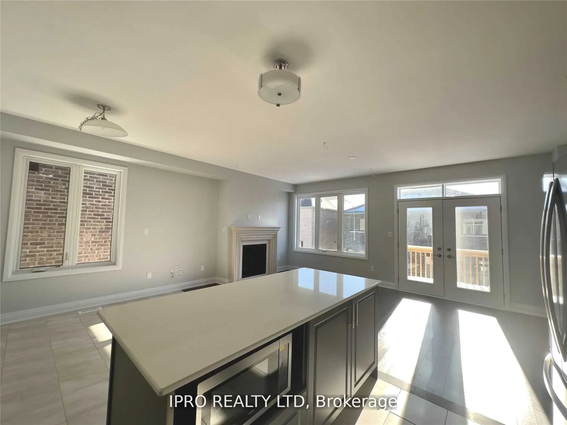 30 Periwinkle Road W