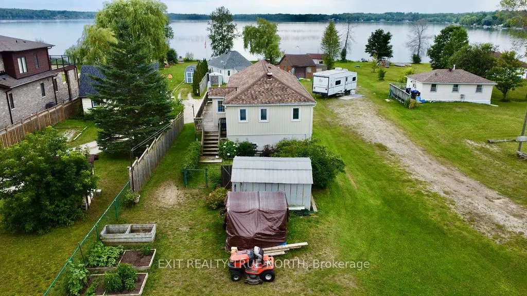 5632 Penetanguishene Road