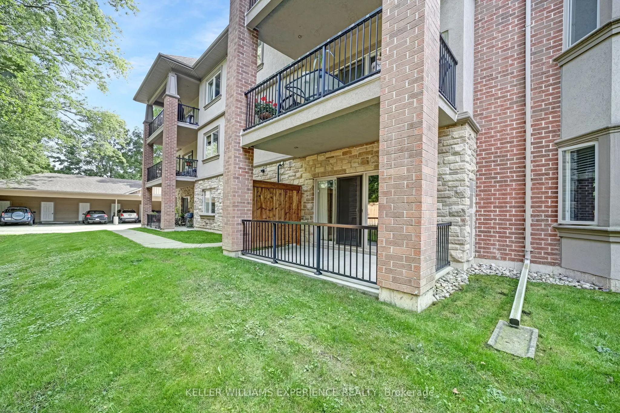 19B Yonge Street N, #103