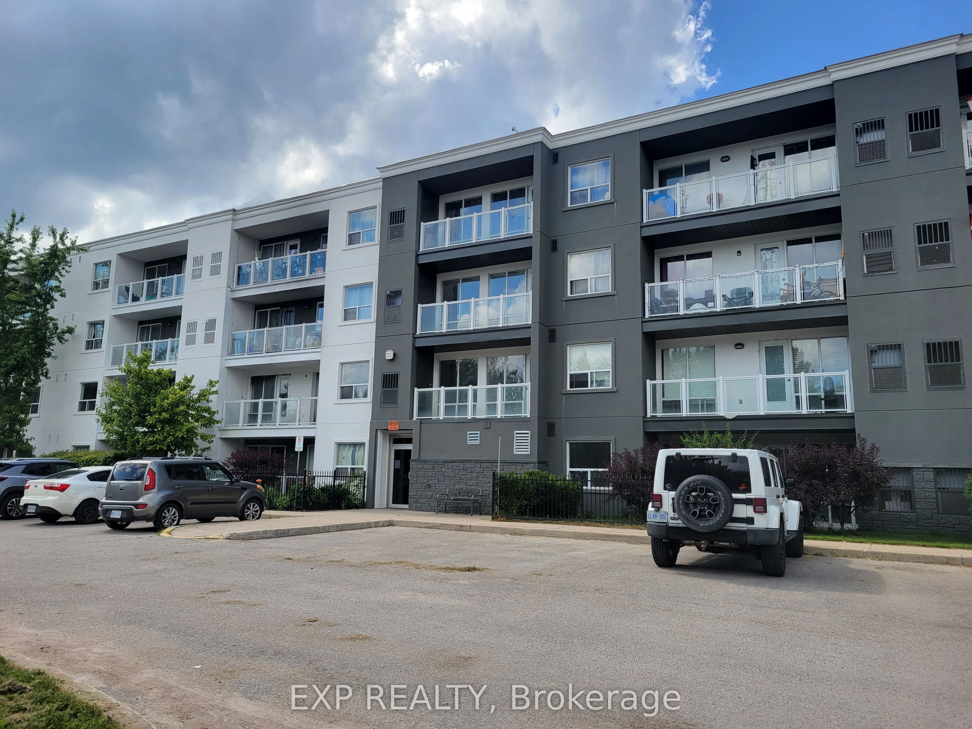 95 Barrie Road, #310