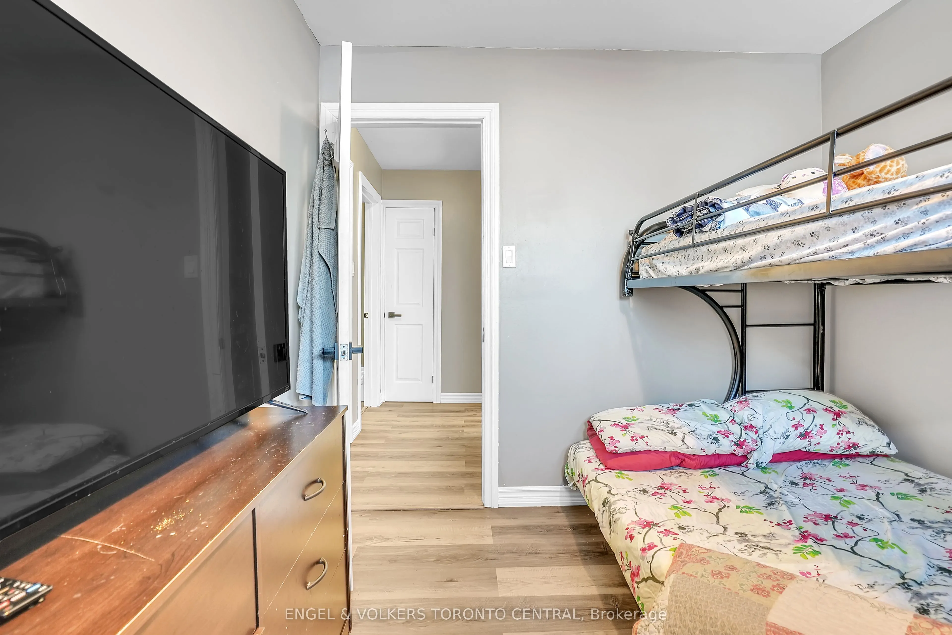 39 Bernick Drive