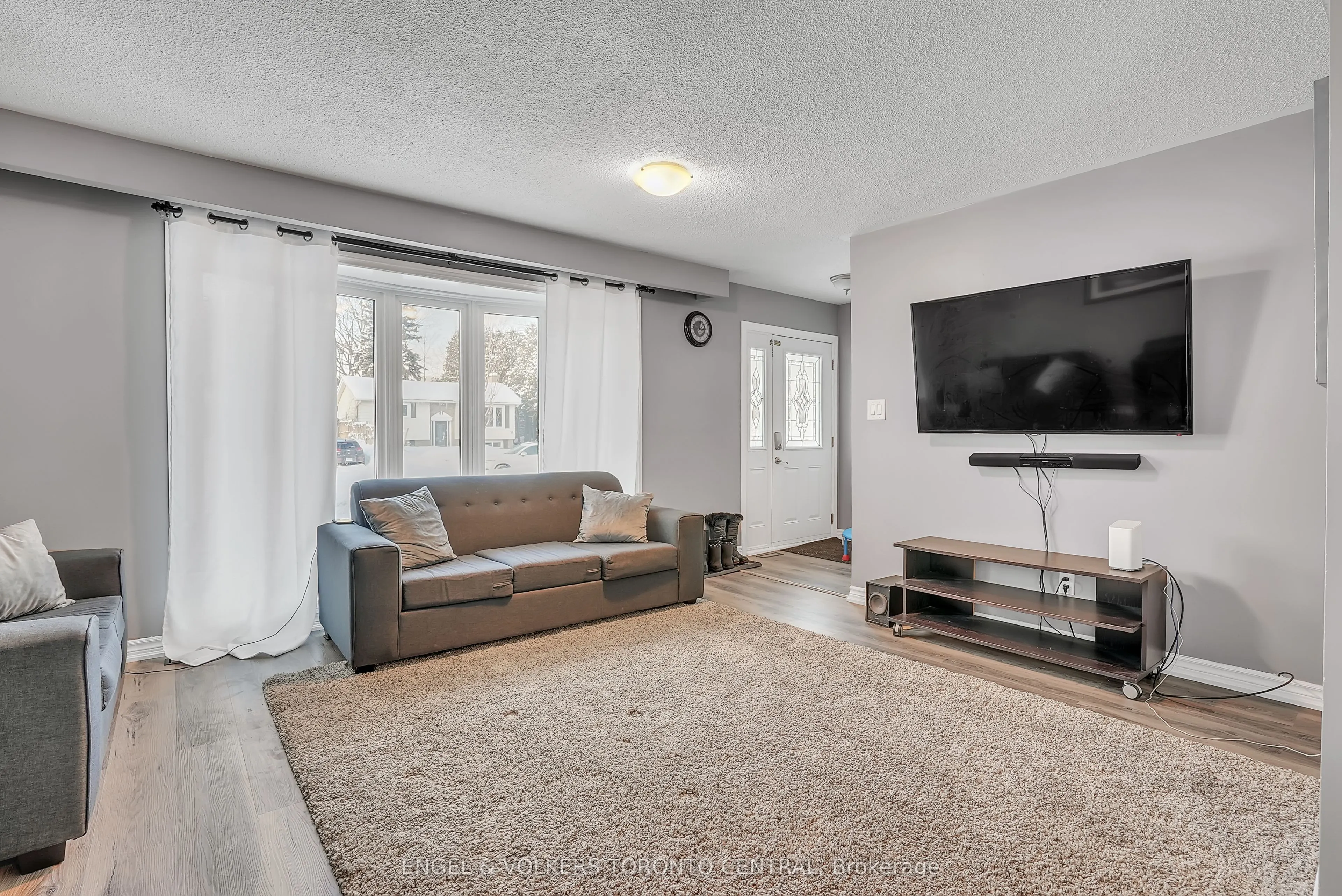 39 Bernick Drive