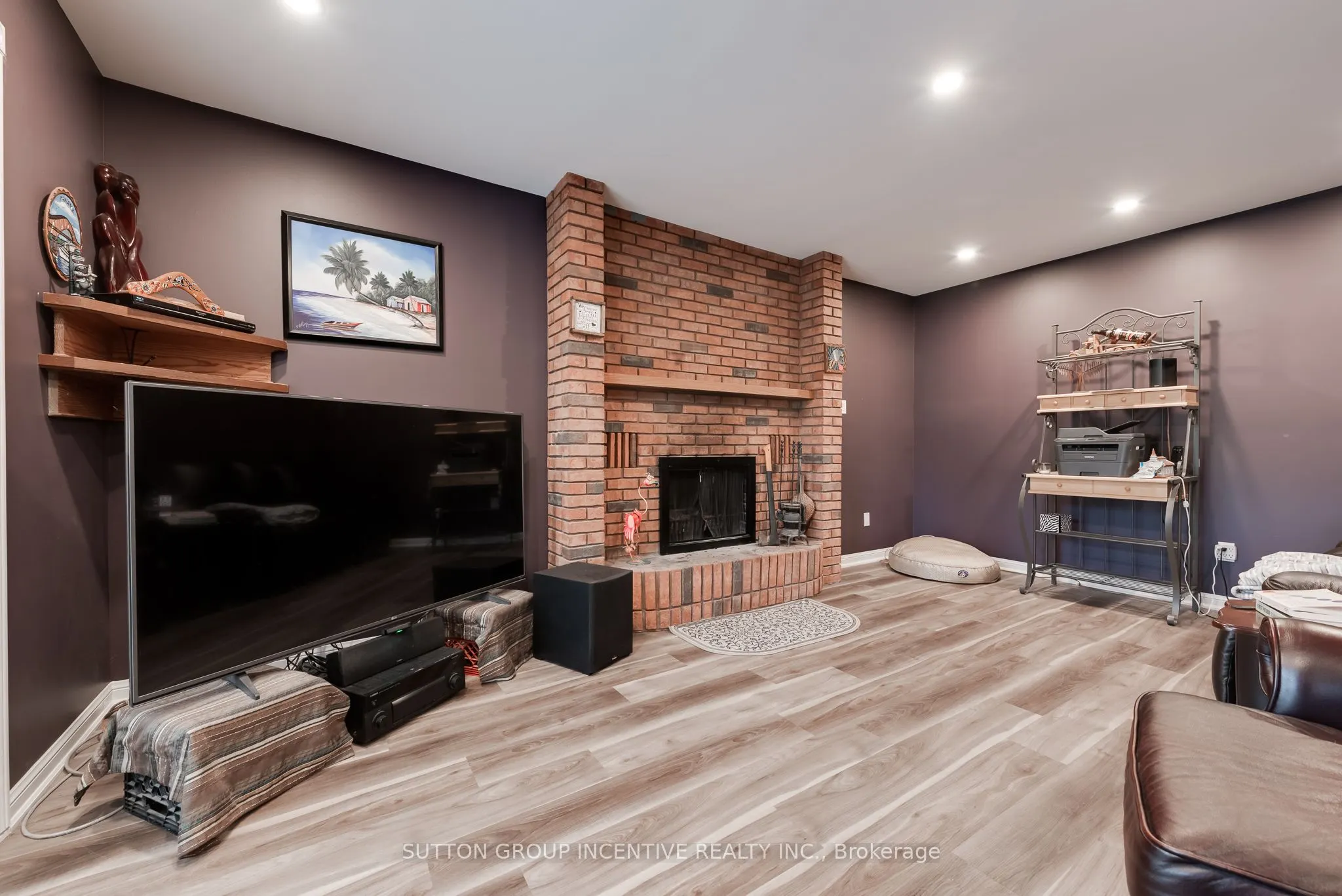 18 Valley Drive