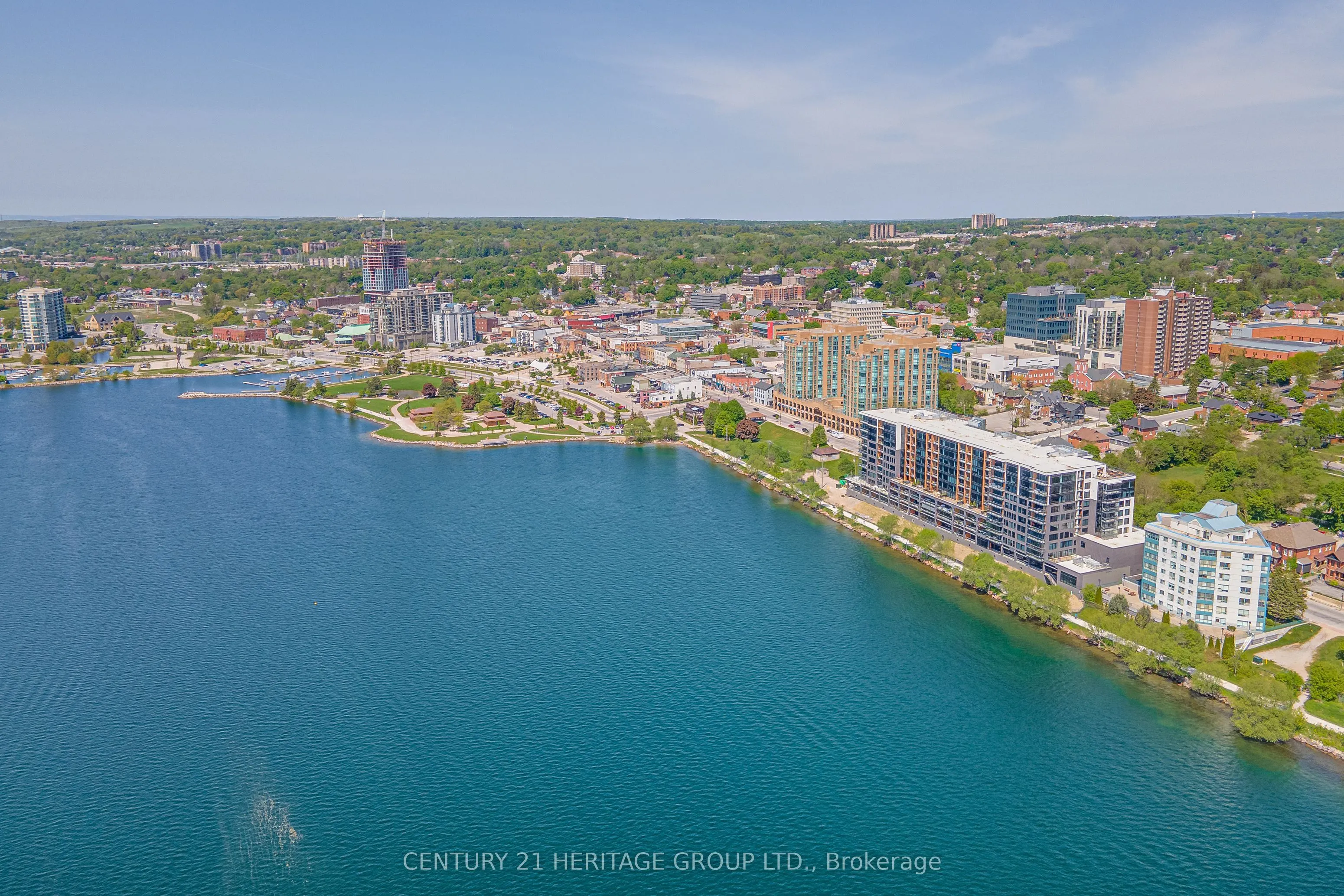 185 Dunlop Street E #922