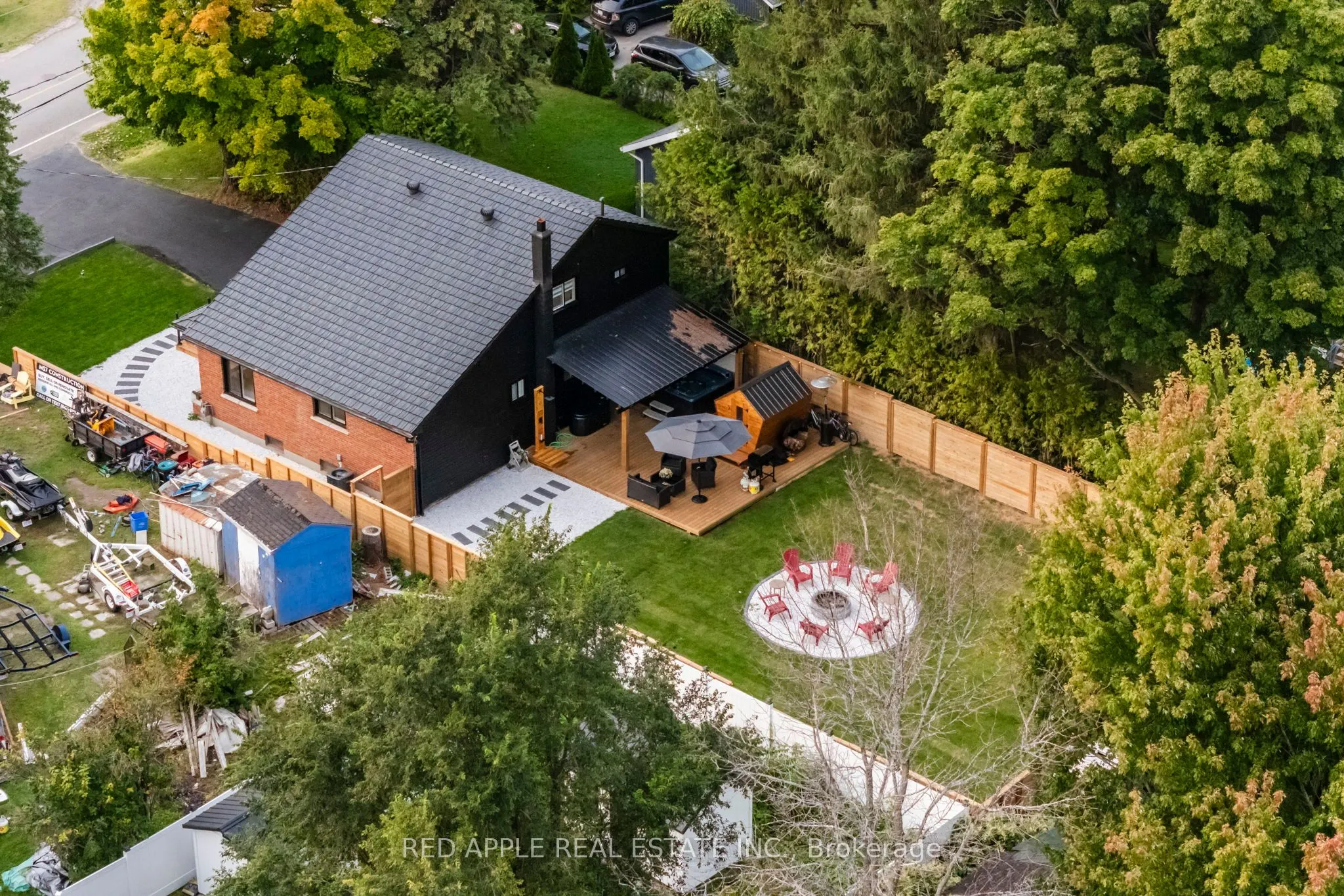 205 Hoyt Avenue