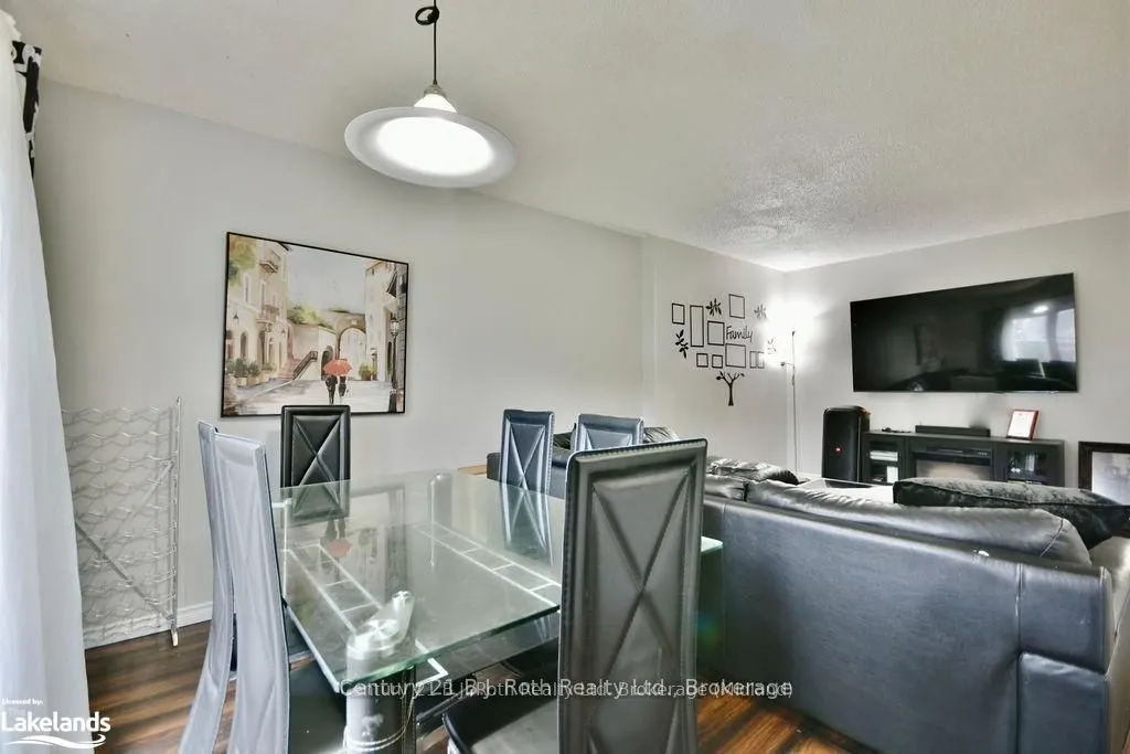 441 BARRIE Road #7