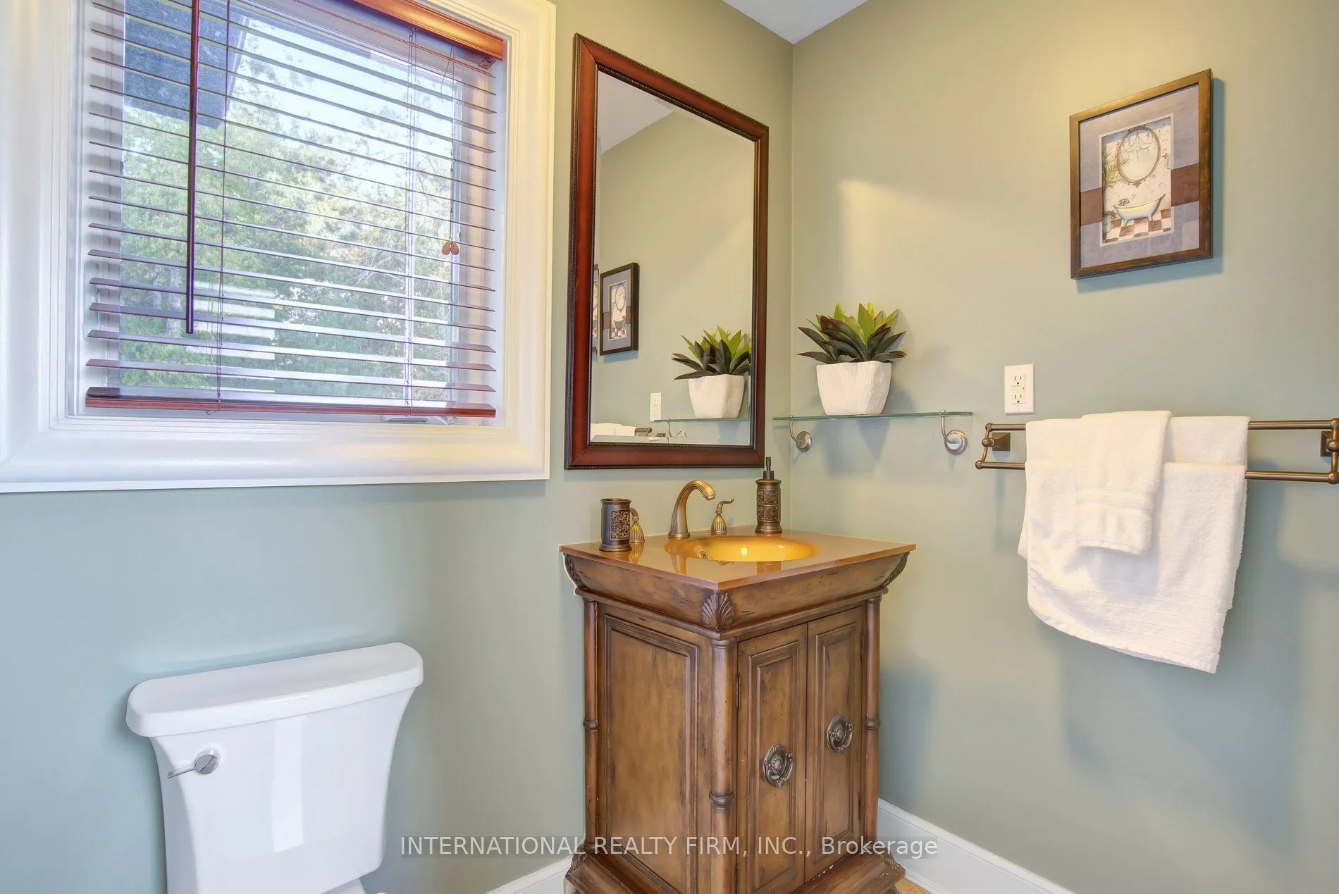 6 Pinehurst Lane