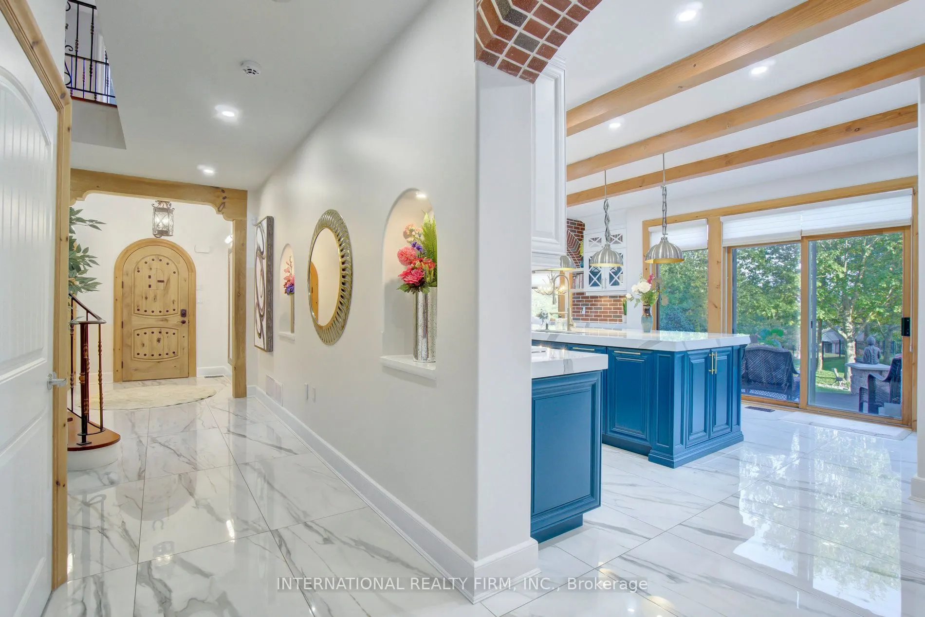 6 Pinehurst Lane