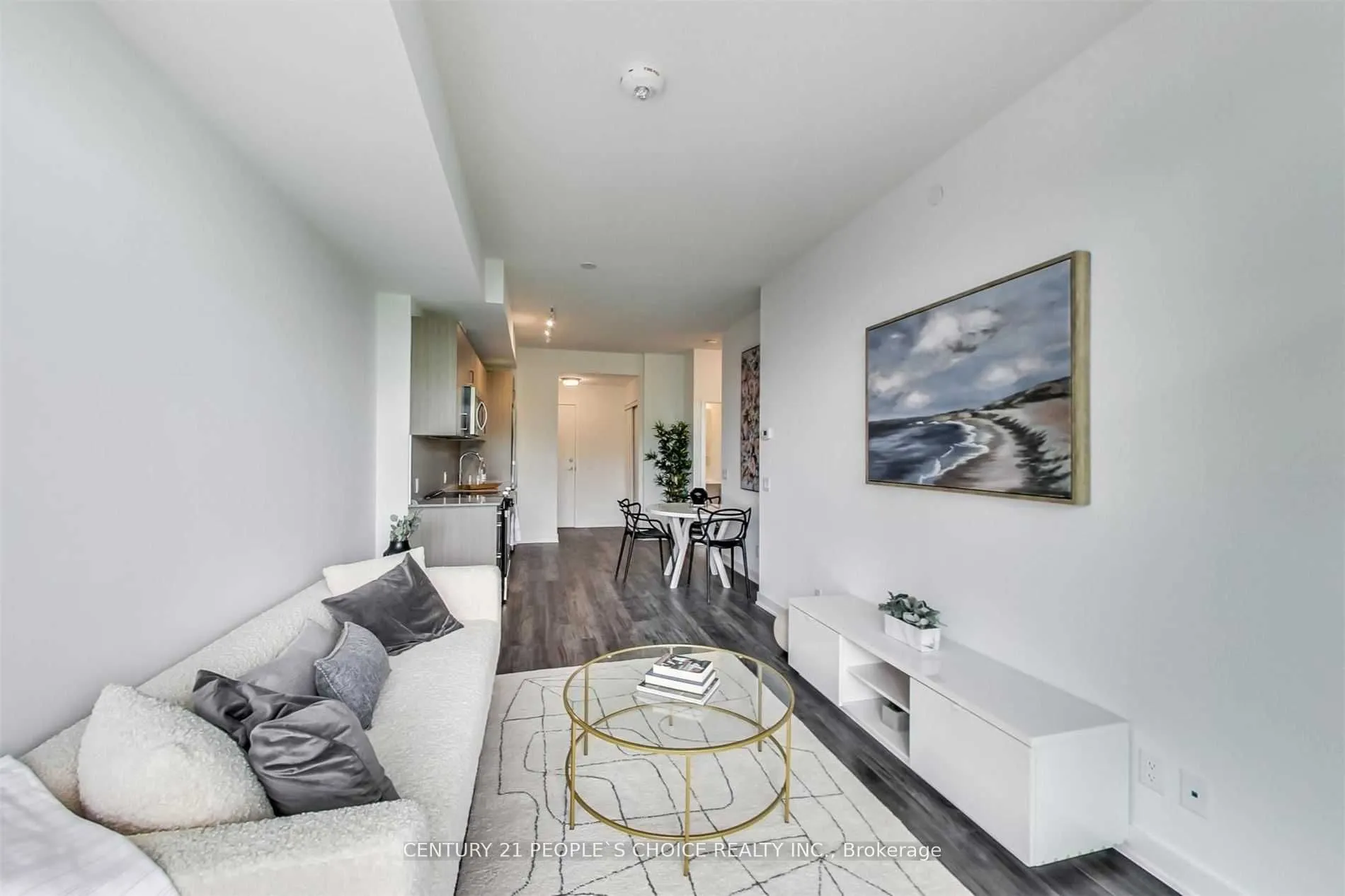 681 Yonge Street, #528