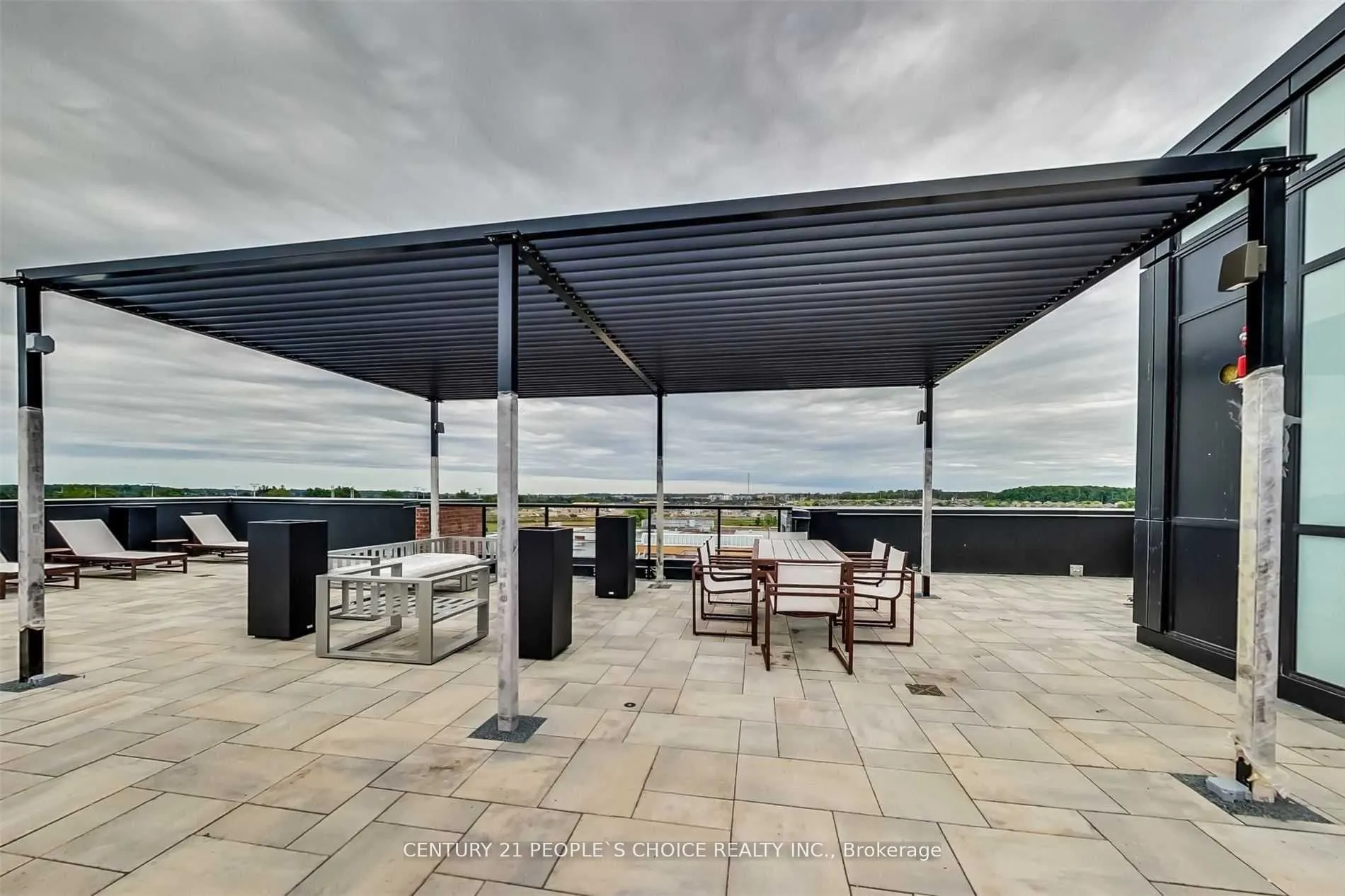 681 Yonge Street, #528