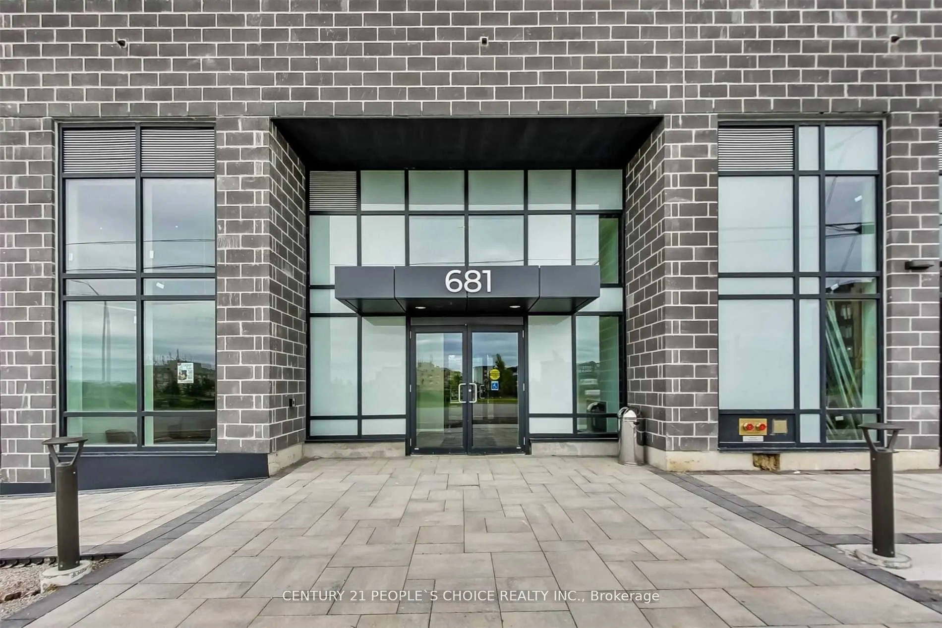 681 Yonge Street, #528