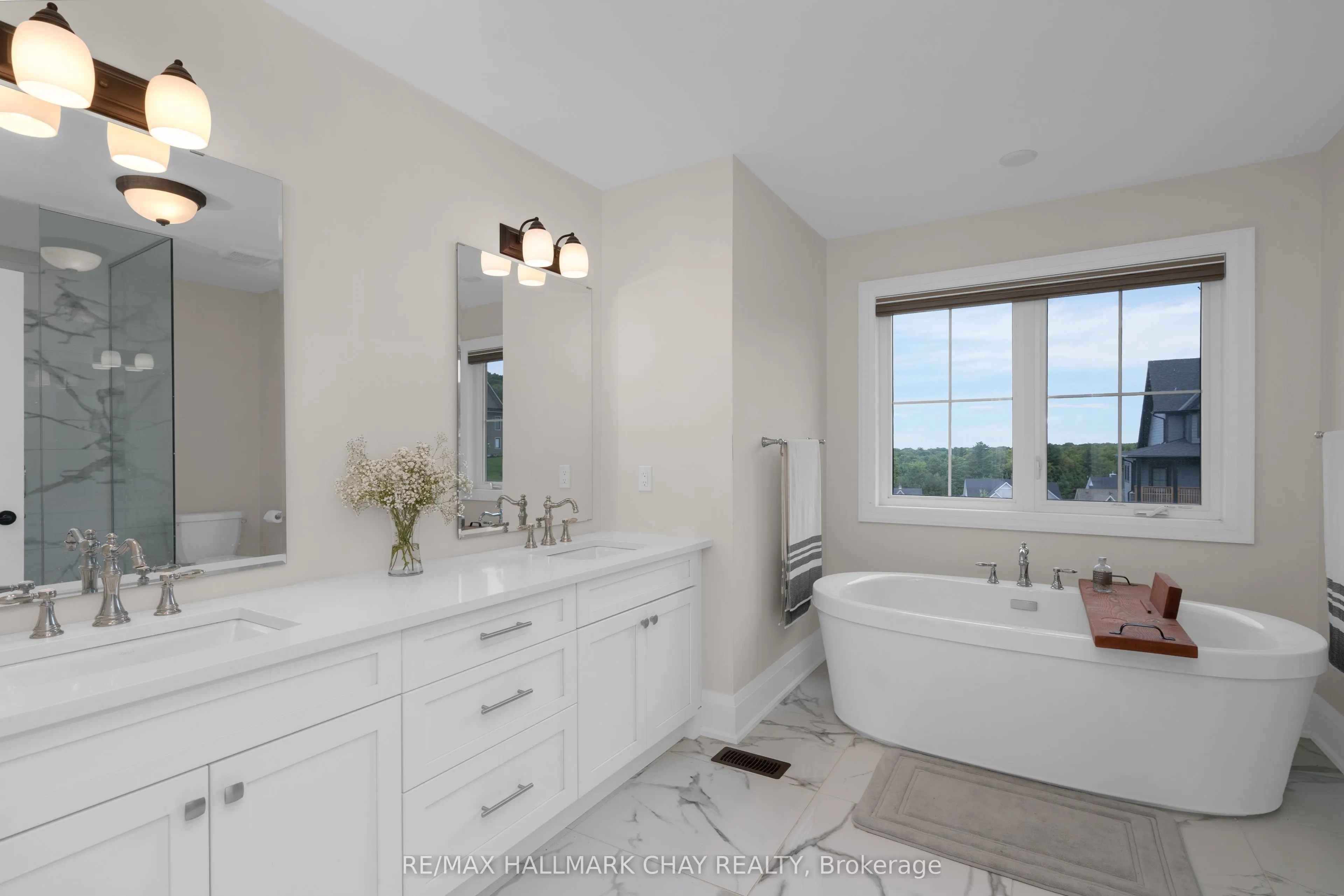28 Thoroughbred Drive
