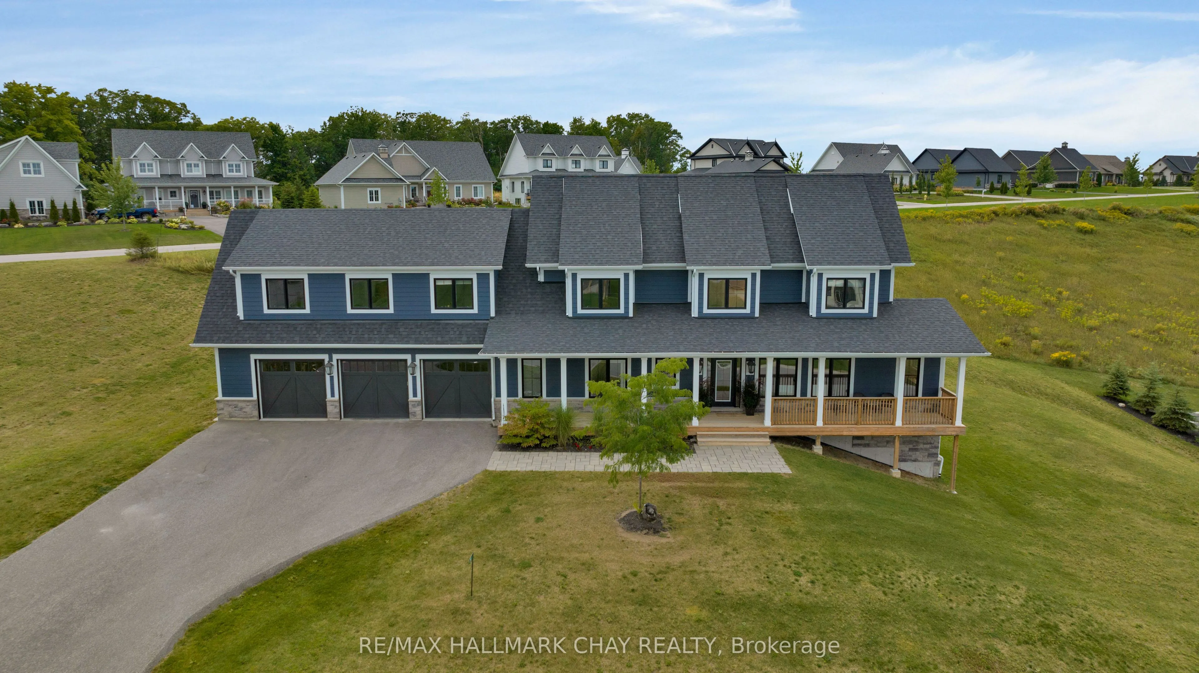 28 Thoroughbred Drive