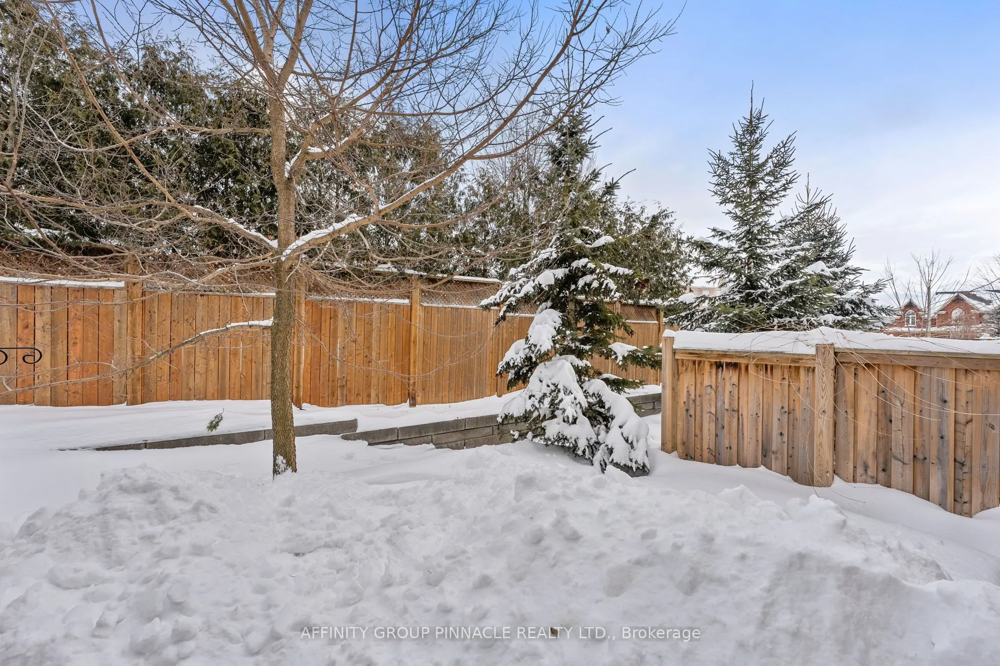 75 Prince William Way, #32