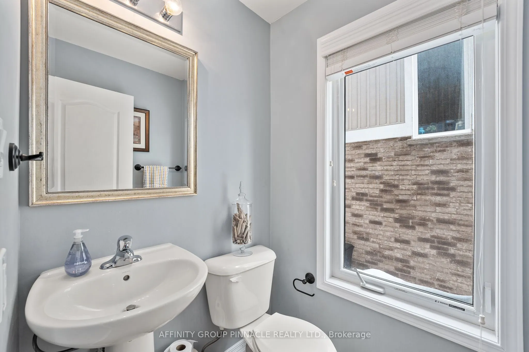 75 Prince William Way, #32