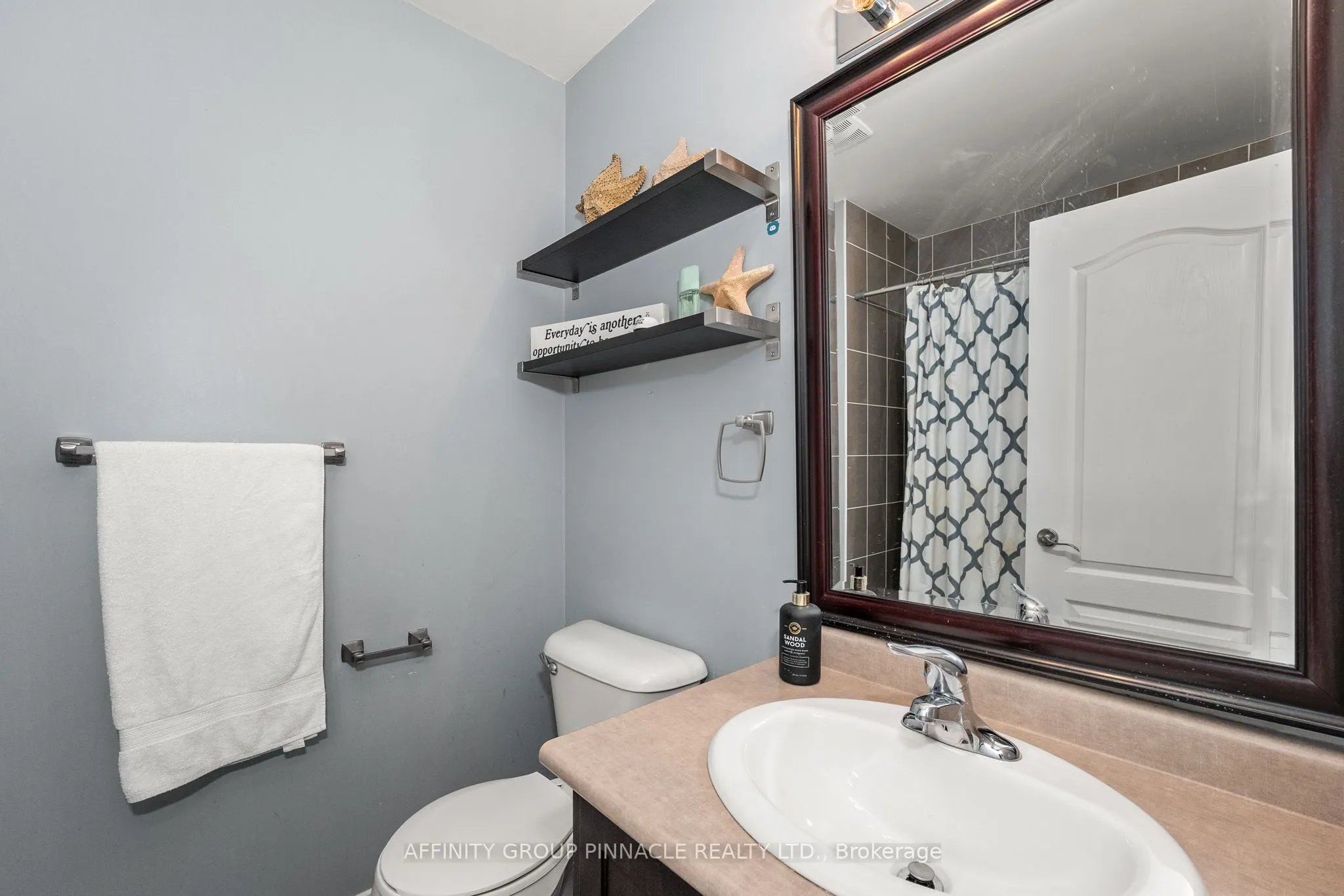 75 Prince William Way, #32