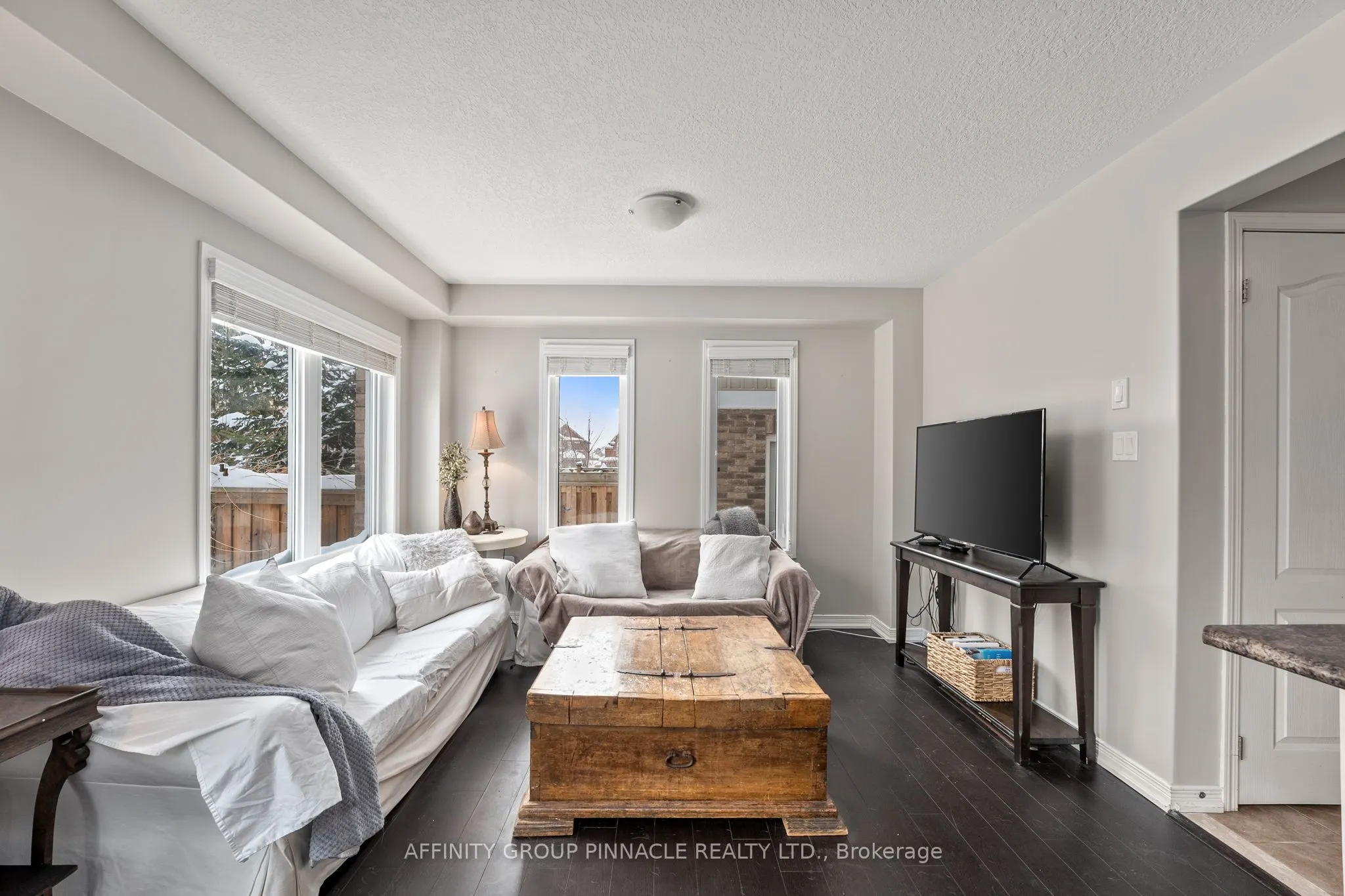 75 Prince William Way, #32