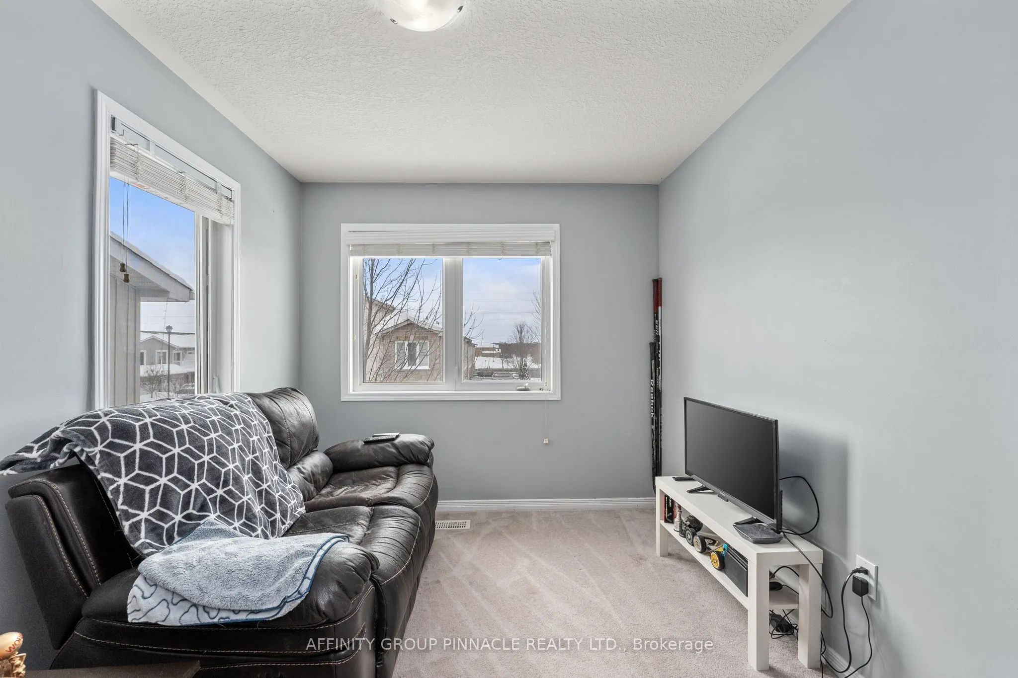 75 Prince William Way, #32
