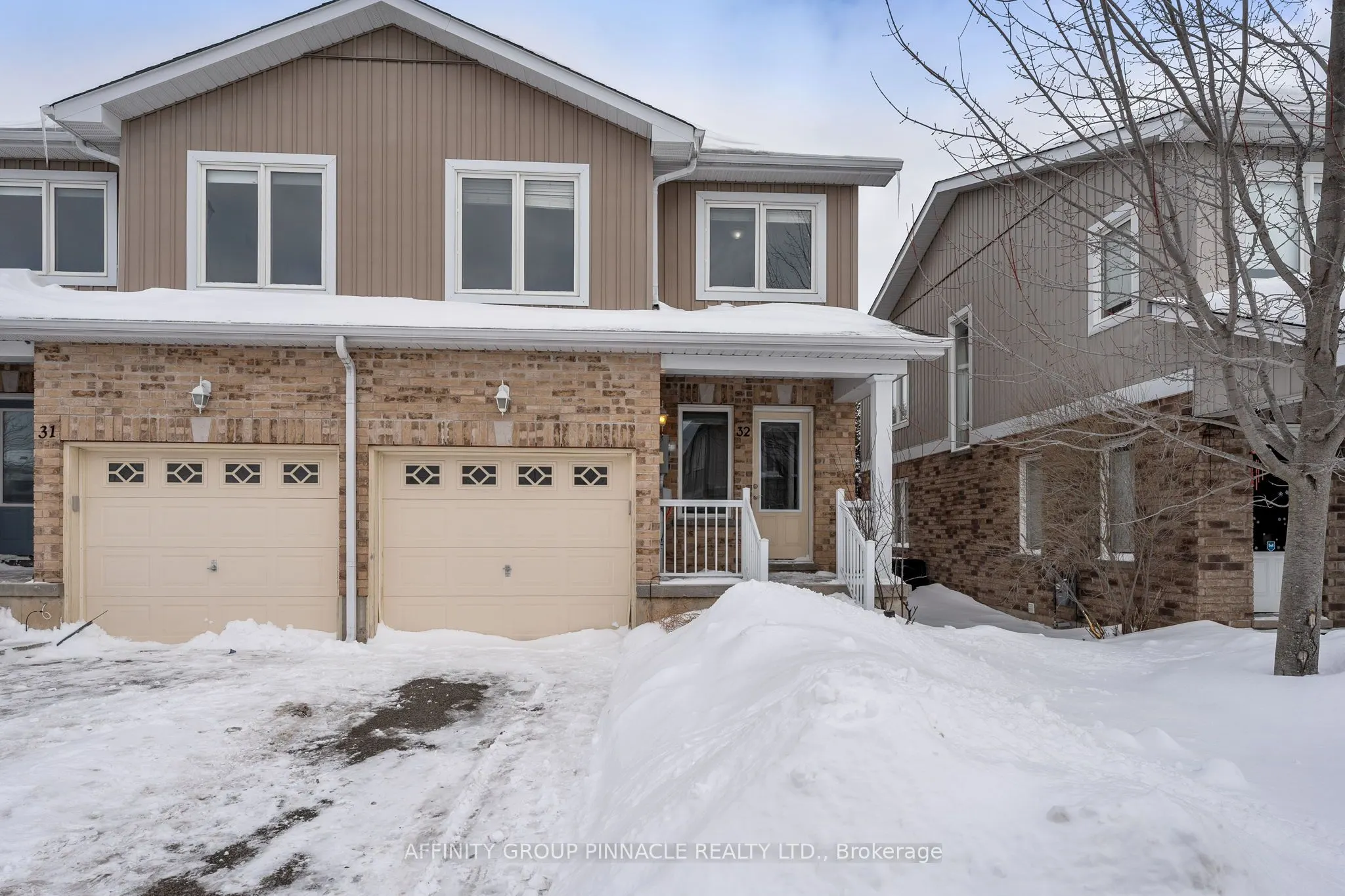 75 Prince William Way, #32