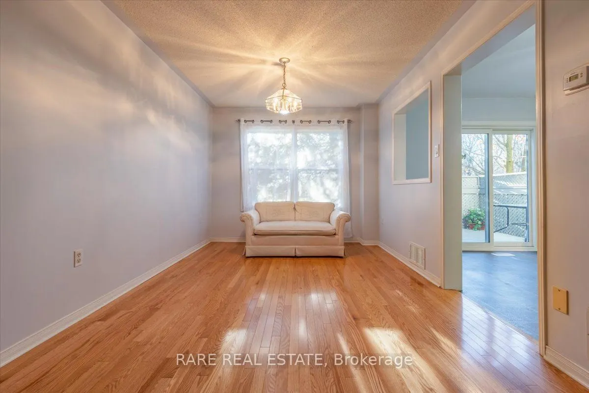 120 D'ambrosio Drive, #28