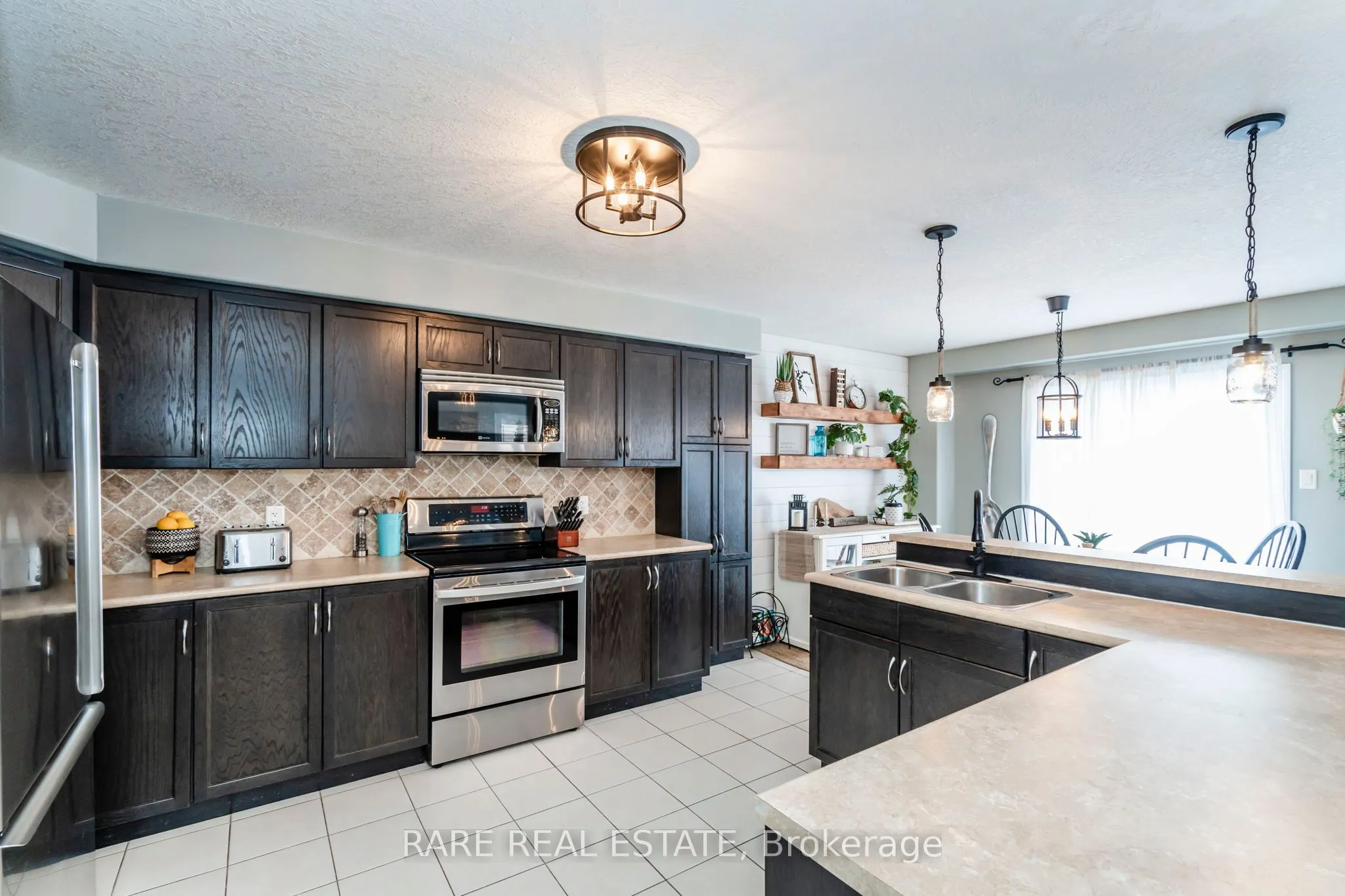 46 Sovereign's Gate