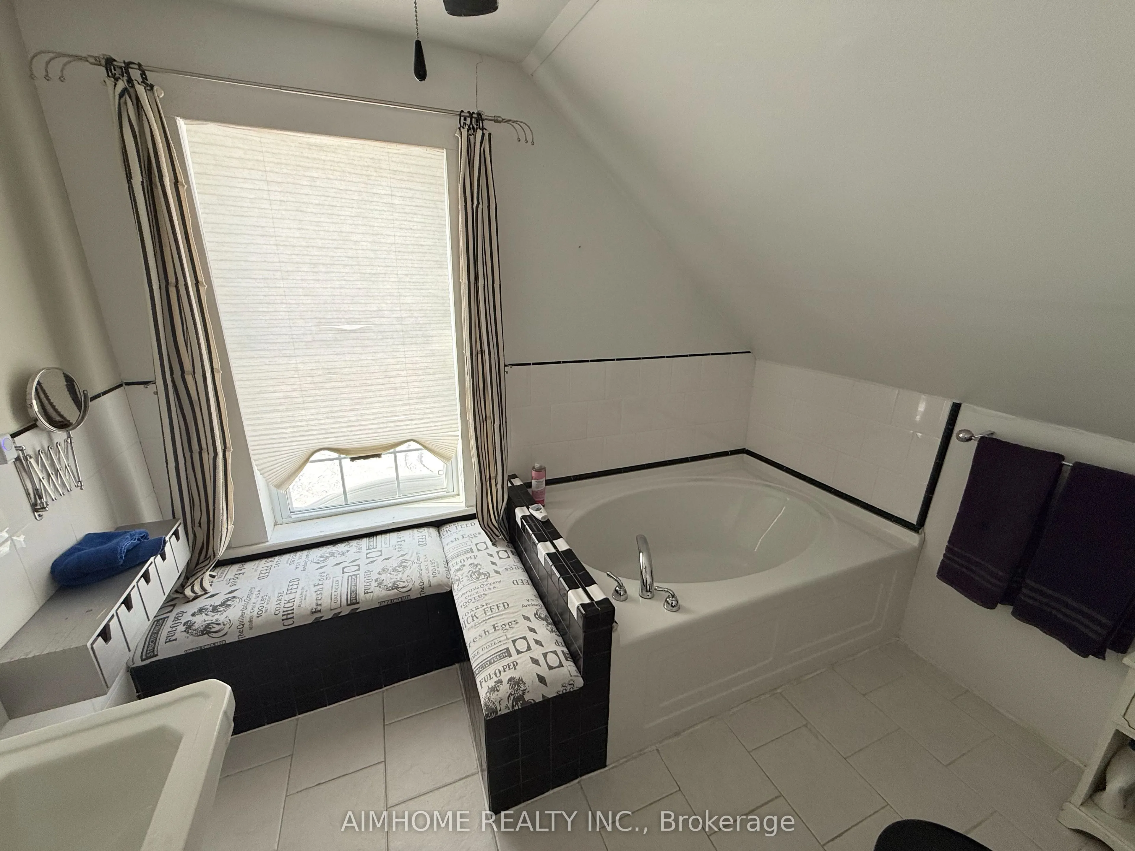 4359 Hepinstall Landing