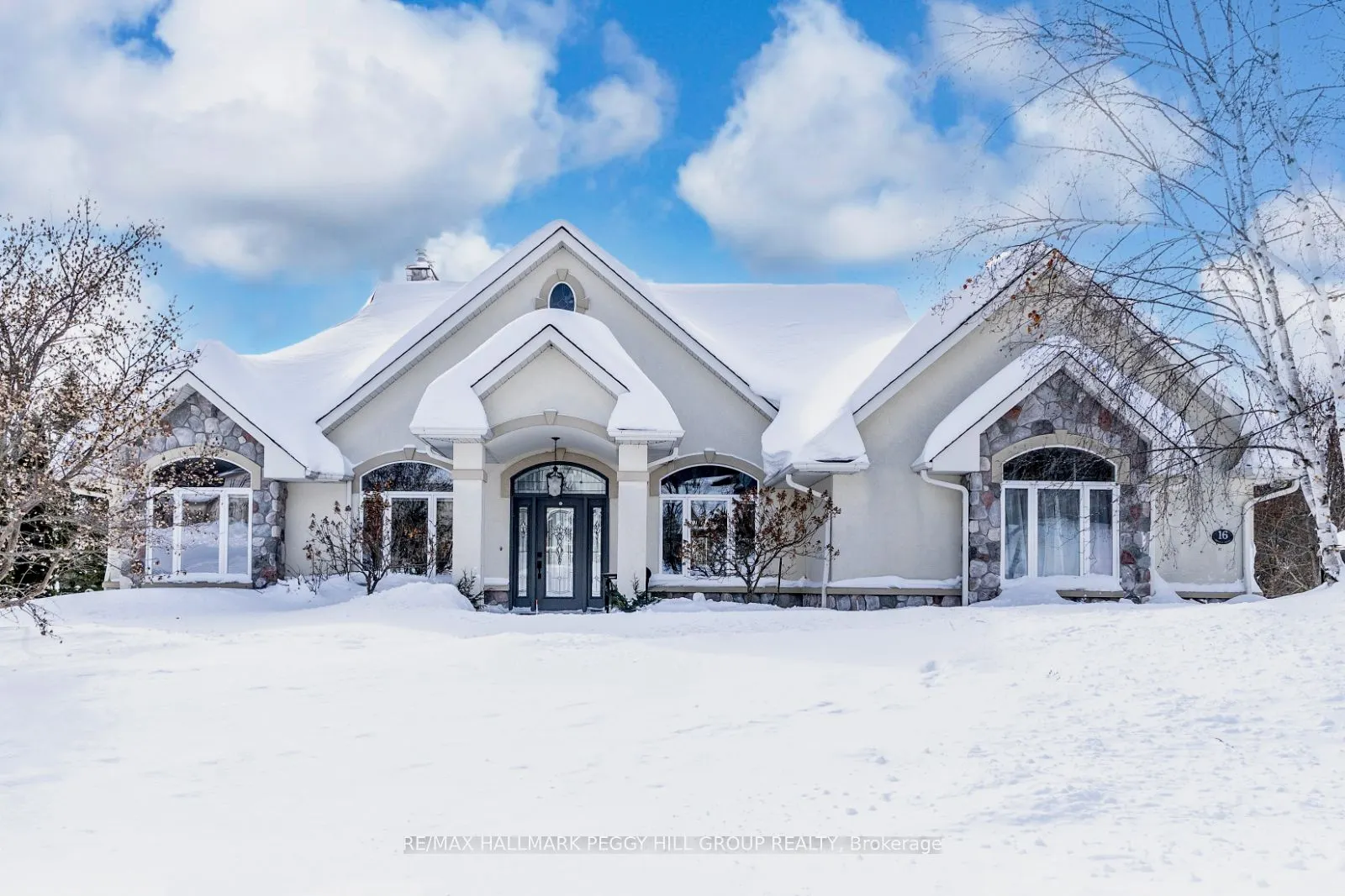 16 Bridle Trail