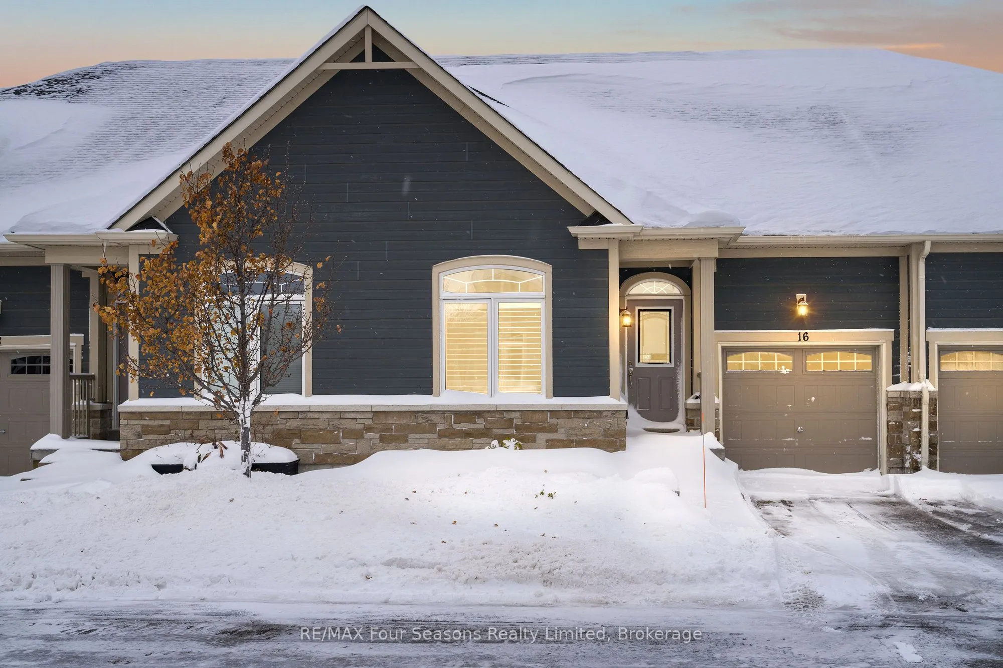 16 Kari Crescent, #24
