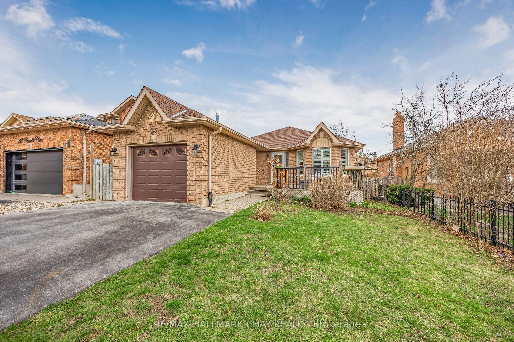 23 Grasett Crescent