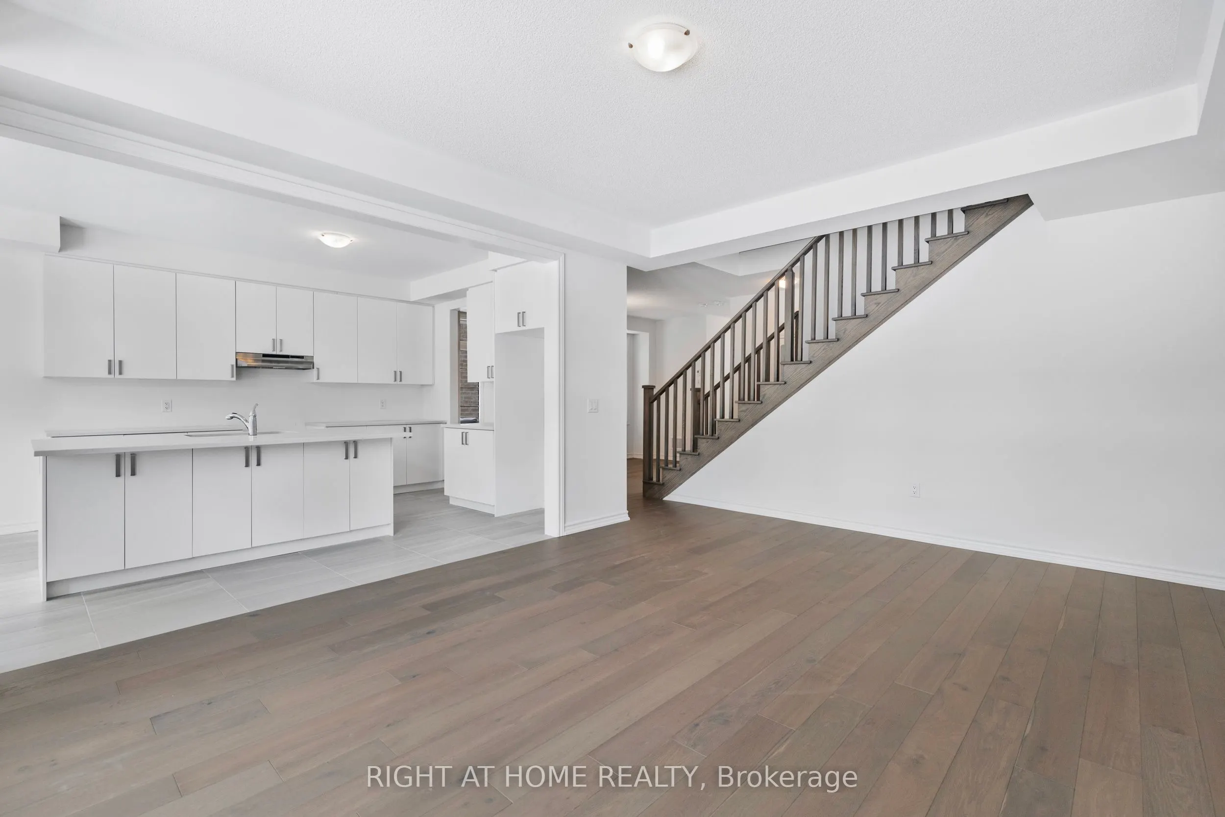 8 Daisy Street
