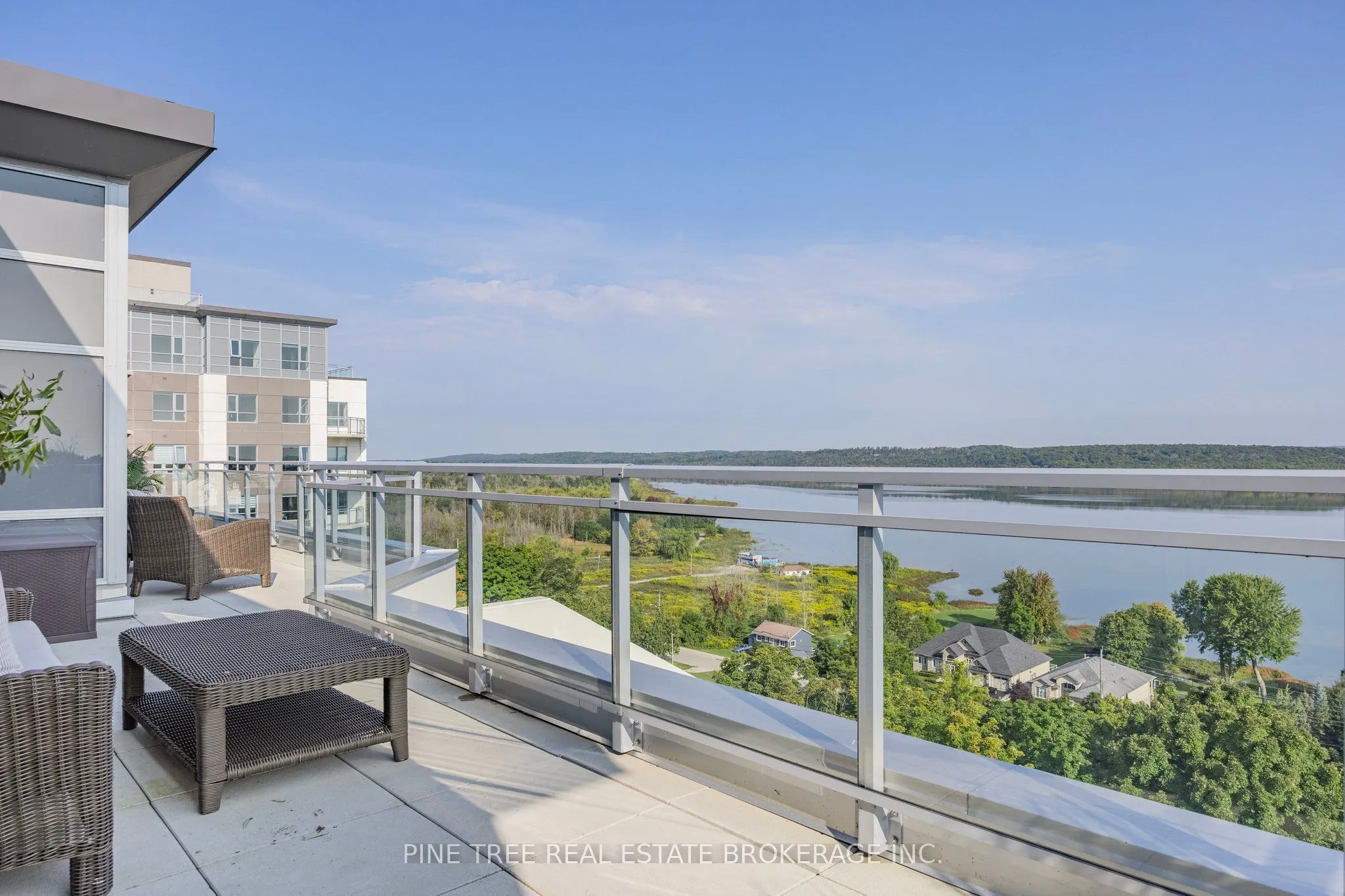 58 Lakeside Terrace #1105