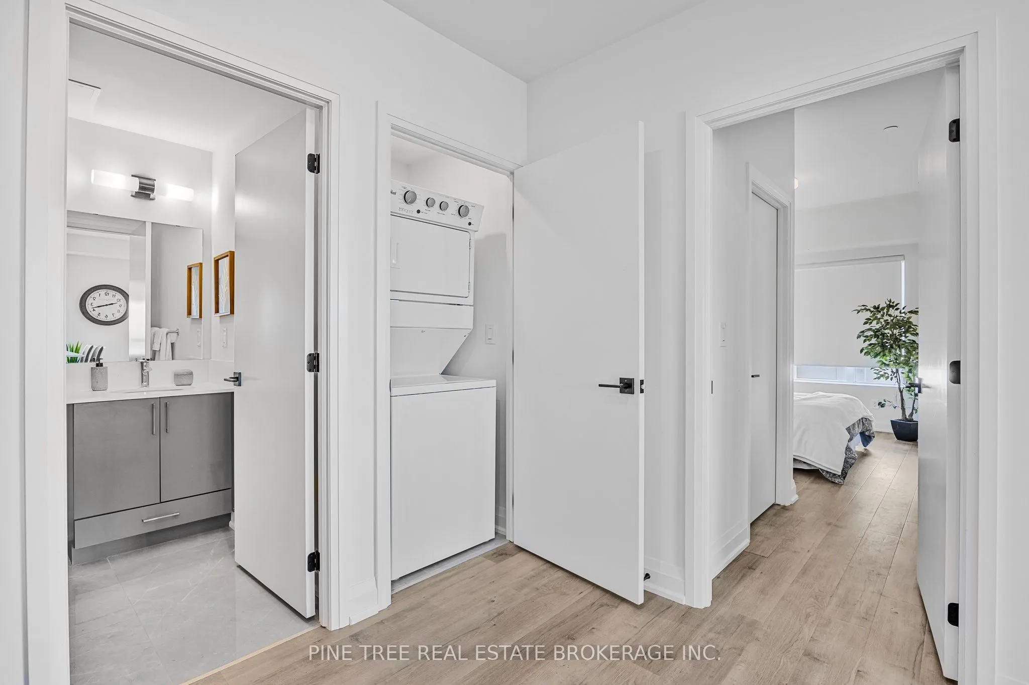 58 Lakeside Terrace #1105