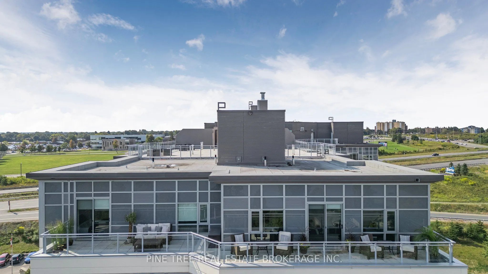 58 Lakeside Terrace #1105