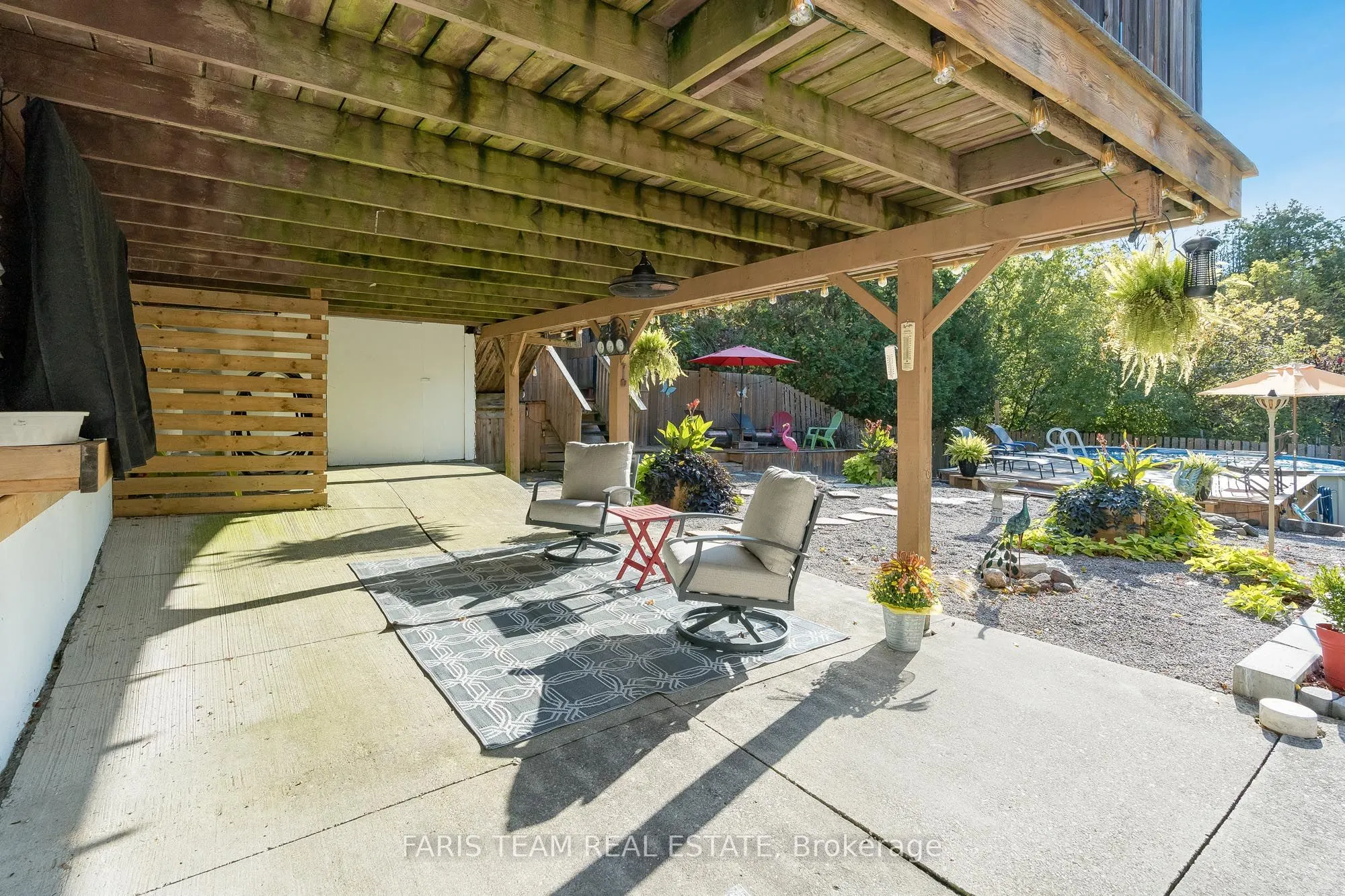 2447 Ridge Road W