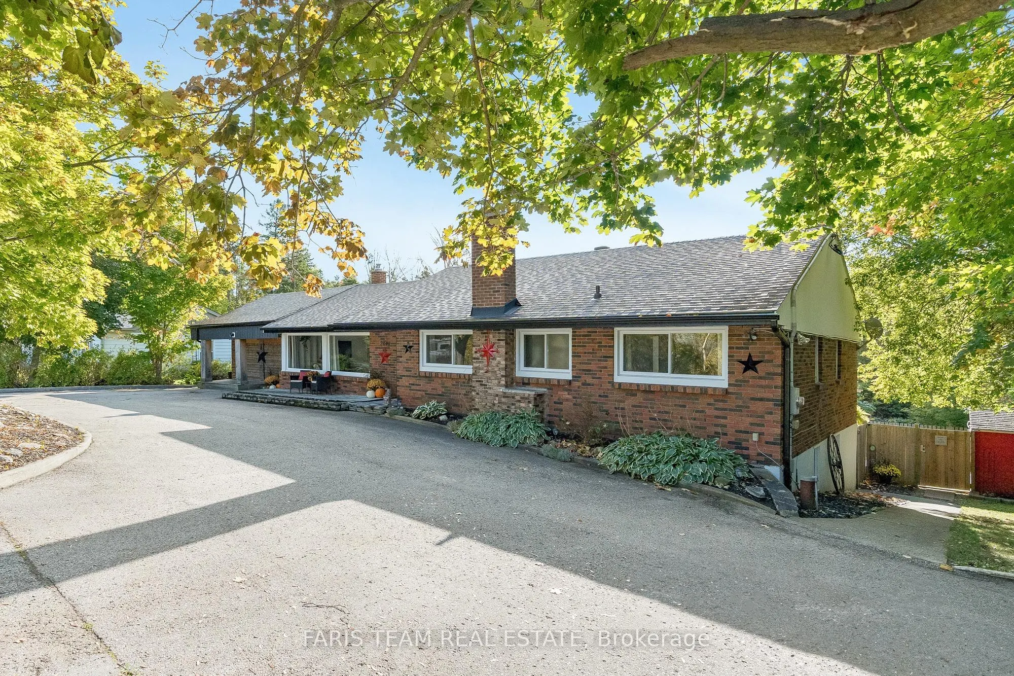 2447 Ridge Road W