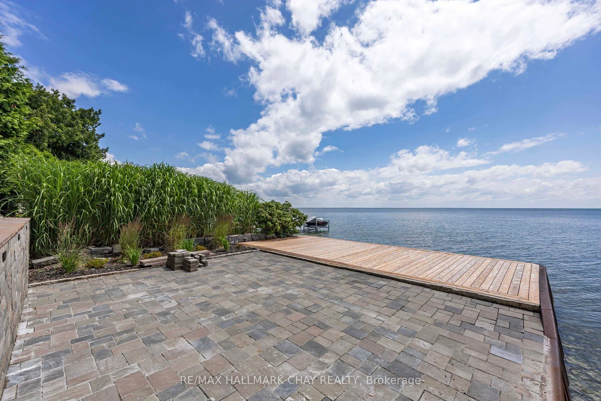 1125 Woodland Drive