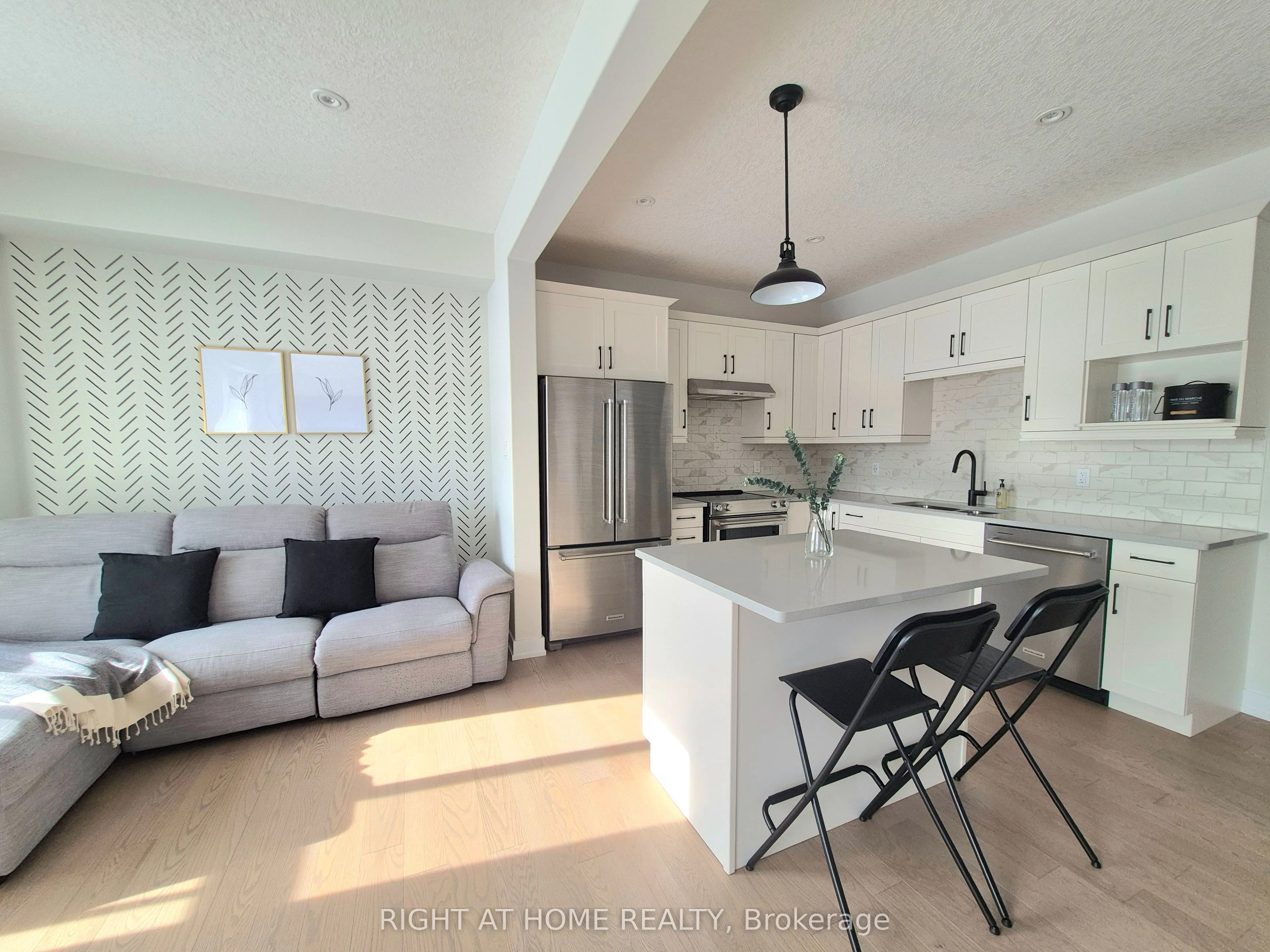 89 Archer Avenue