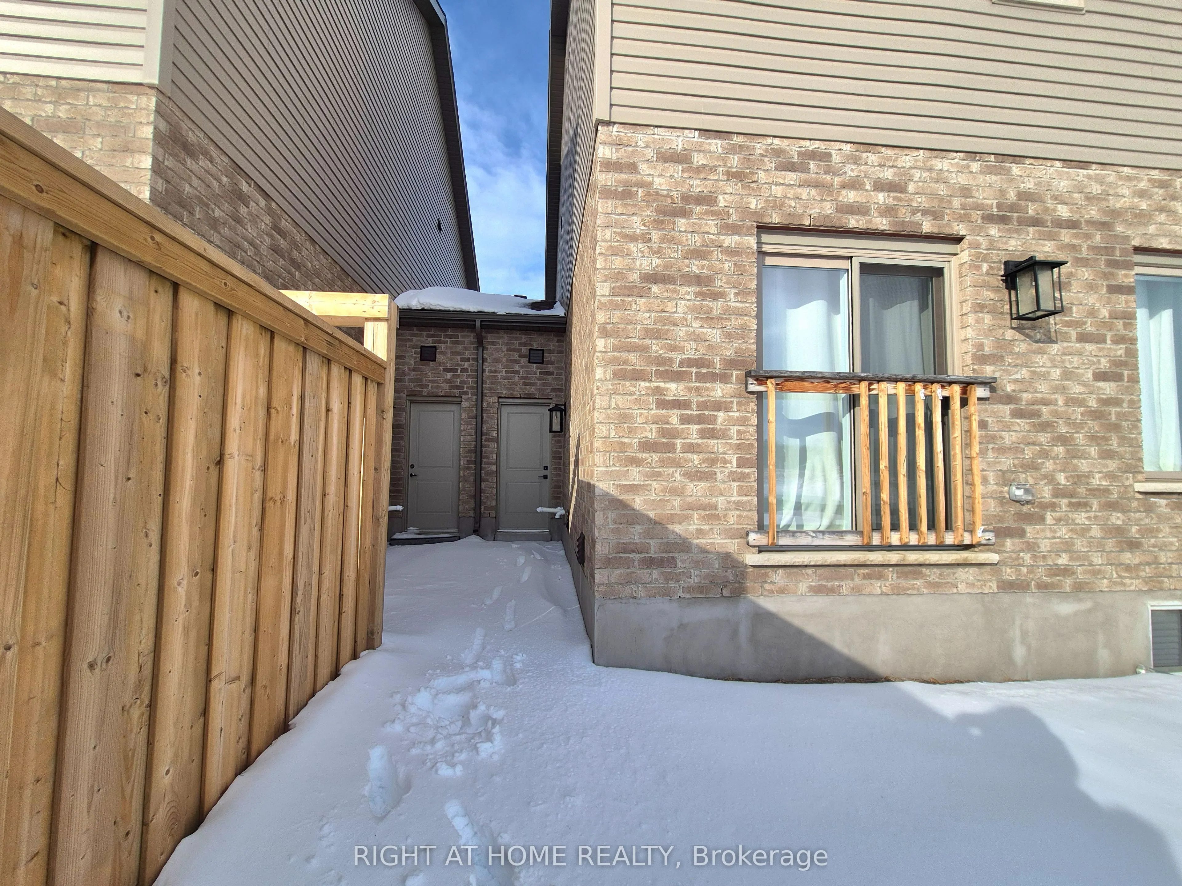 89 Archer Avenue