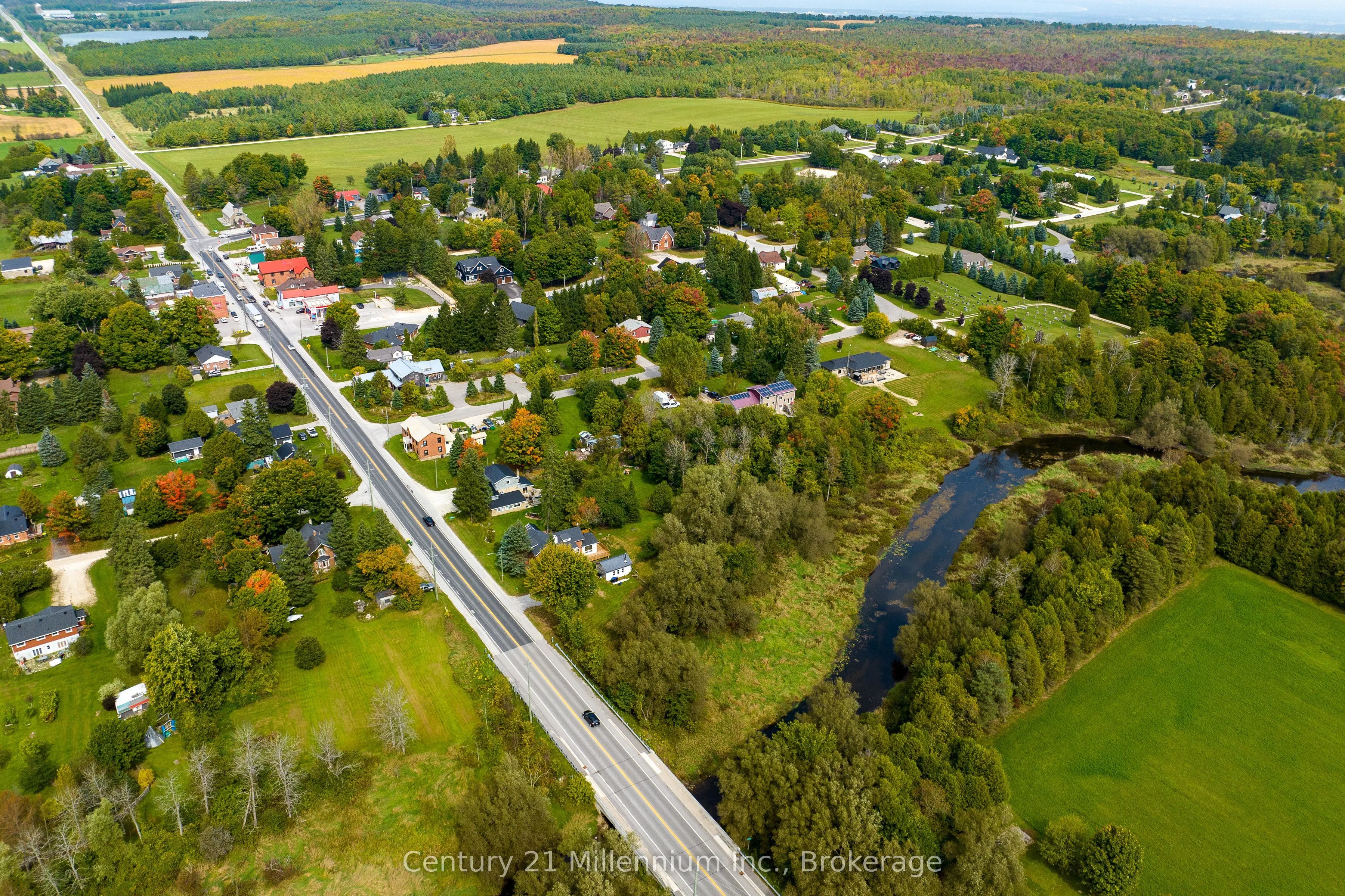794093 COUNTY ROAD 124
