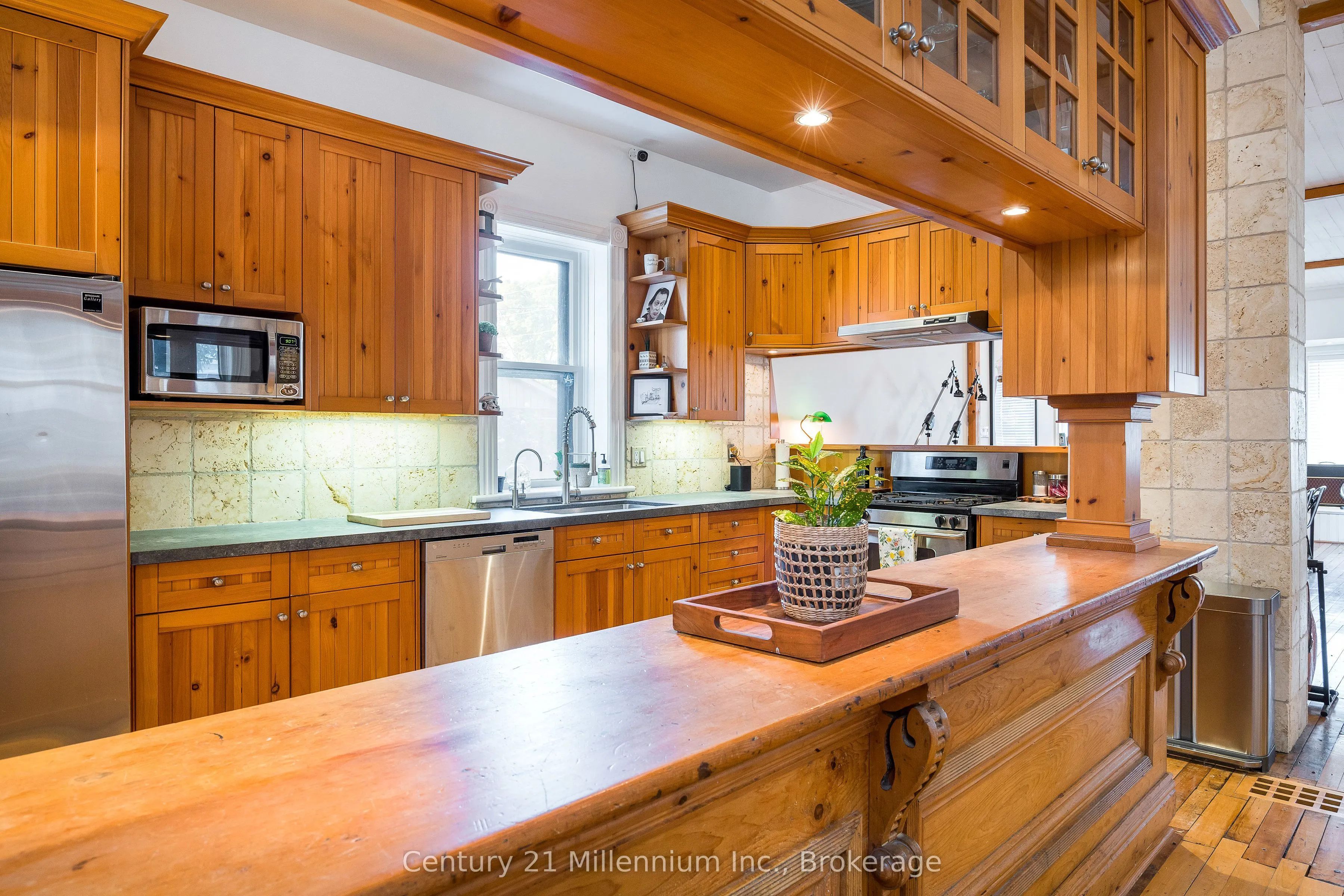794093 COUNTY ROAD 124