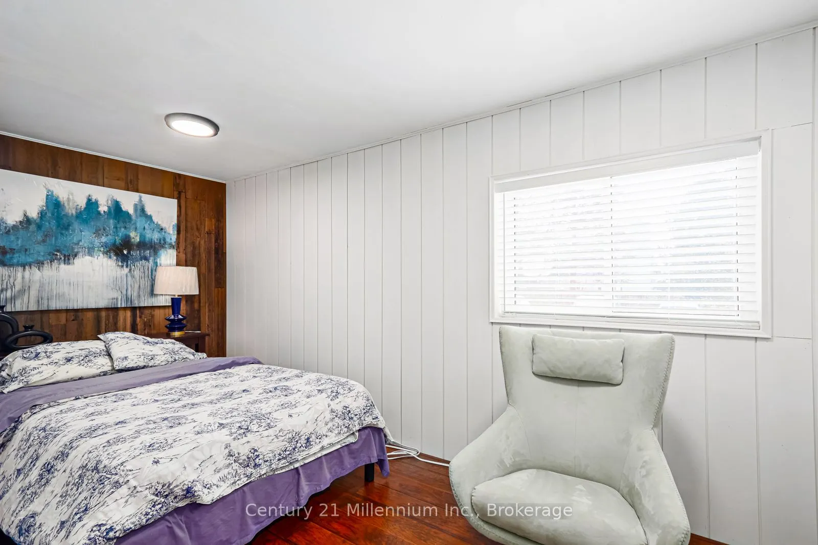 637 Hurontario Street #106