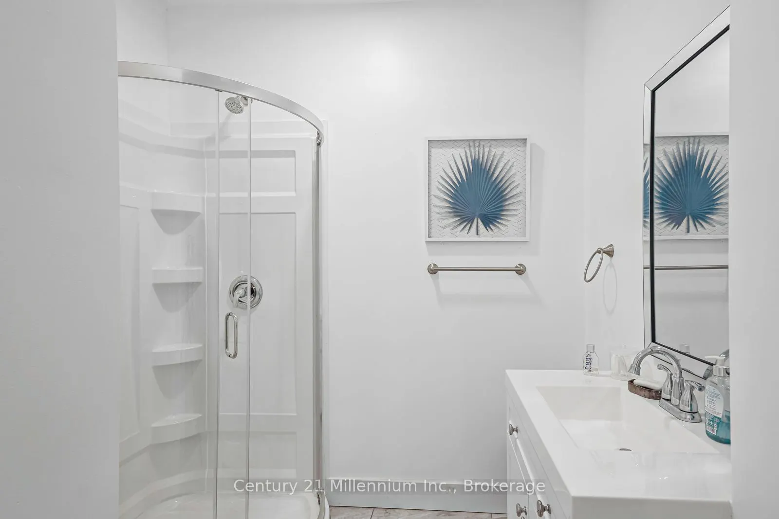 637 Hurontario Street #106