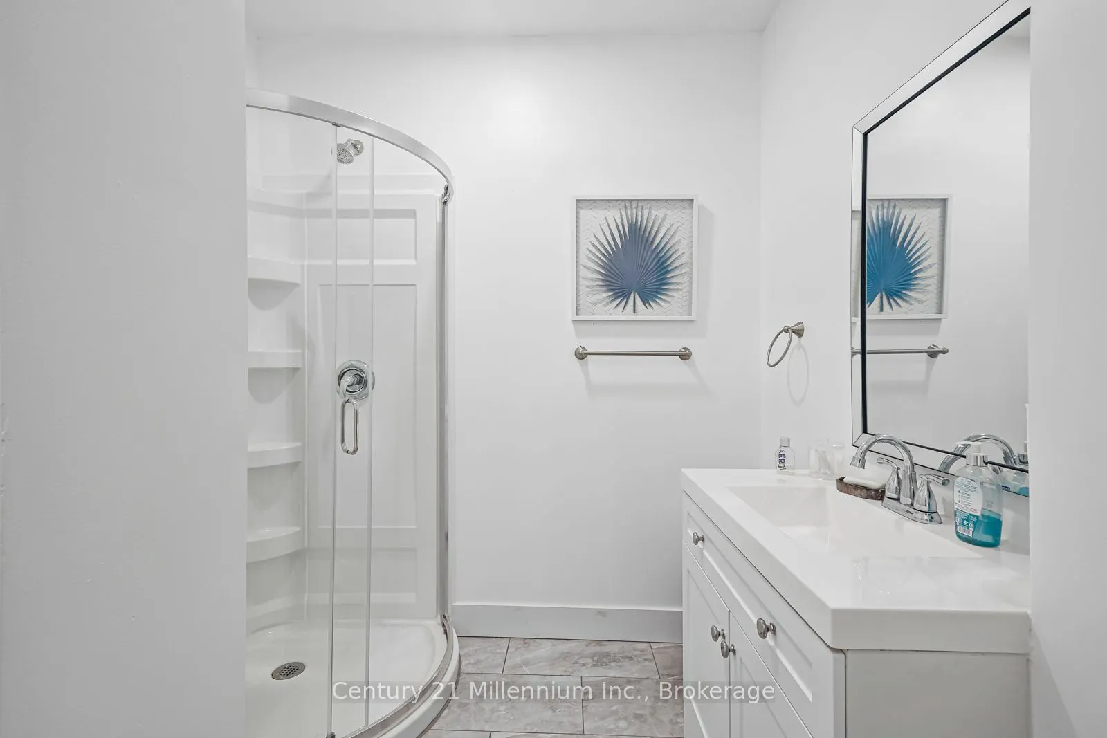 637 Hurontario Street #106