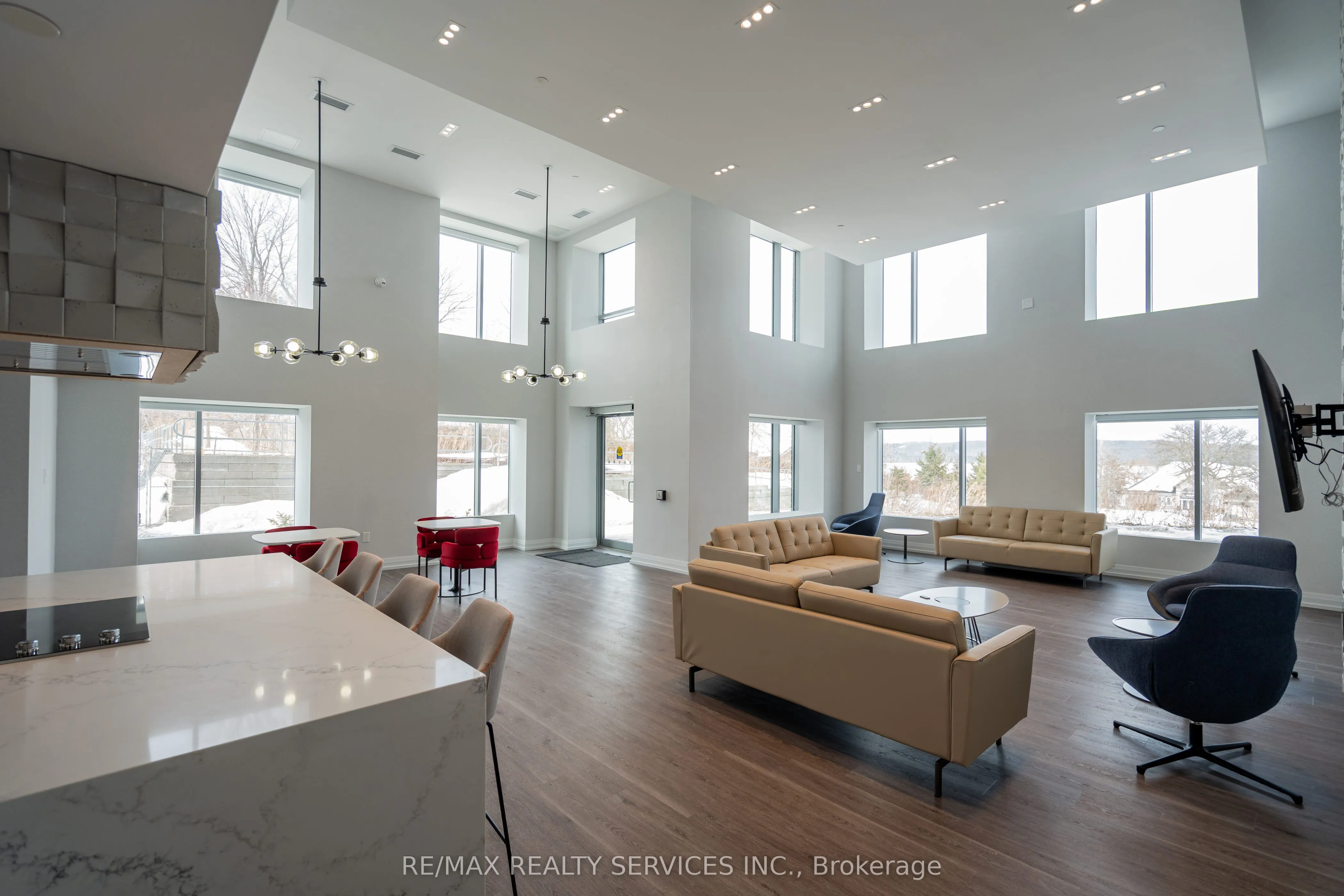 56 Lakeside Terrace, #108