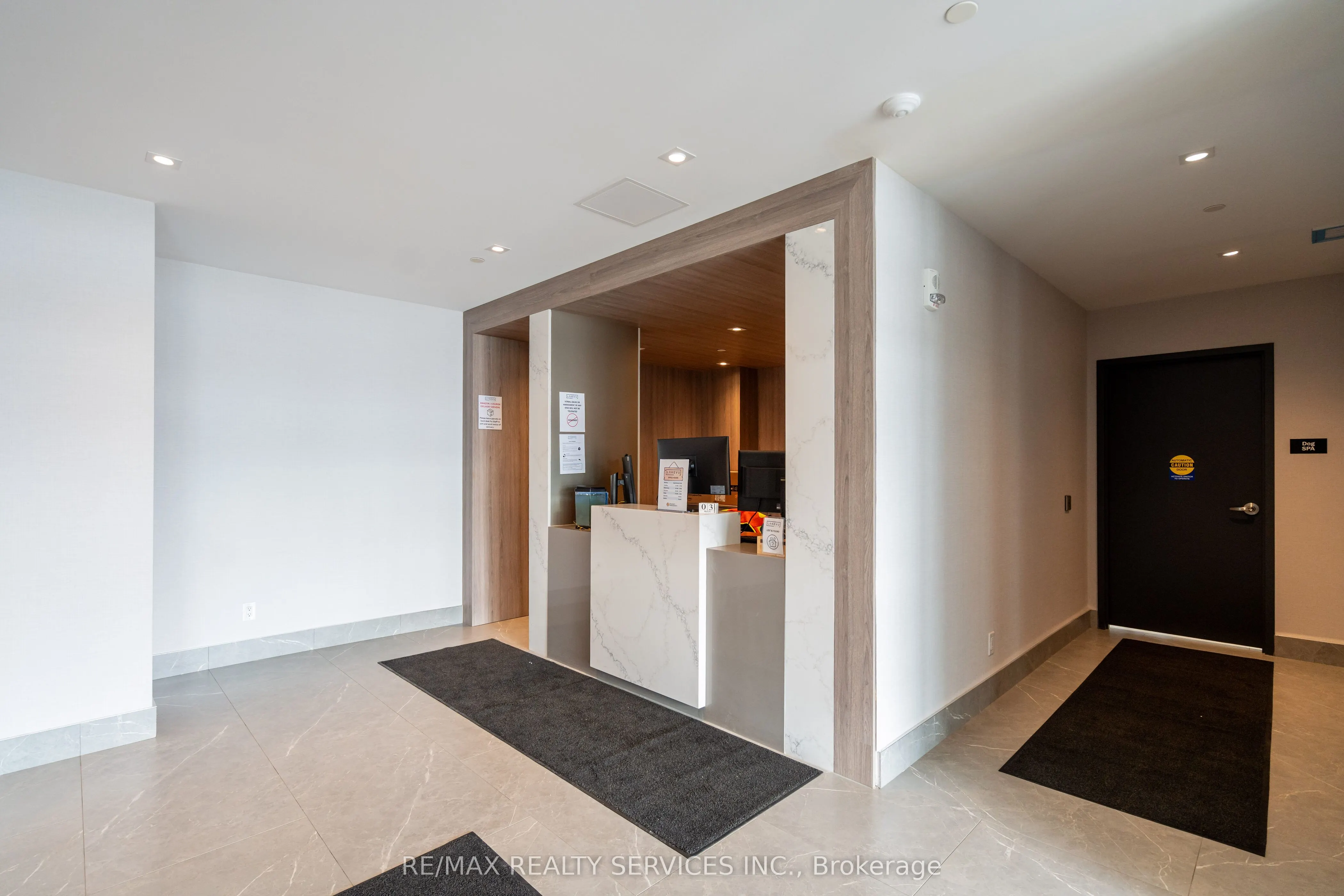56 Lakeside Terrace, #108