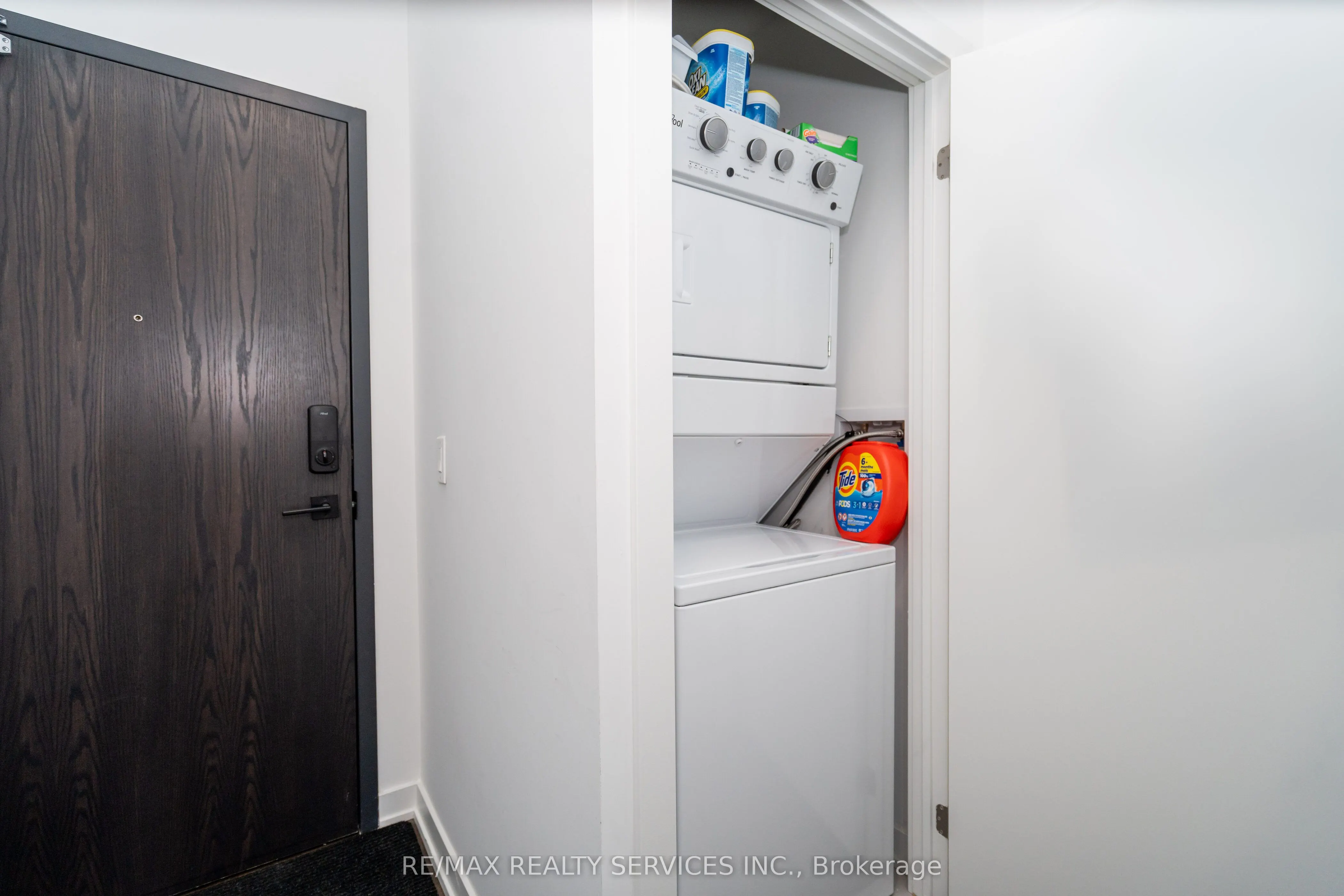 56 Lakeside Terrace, #108