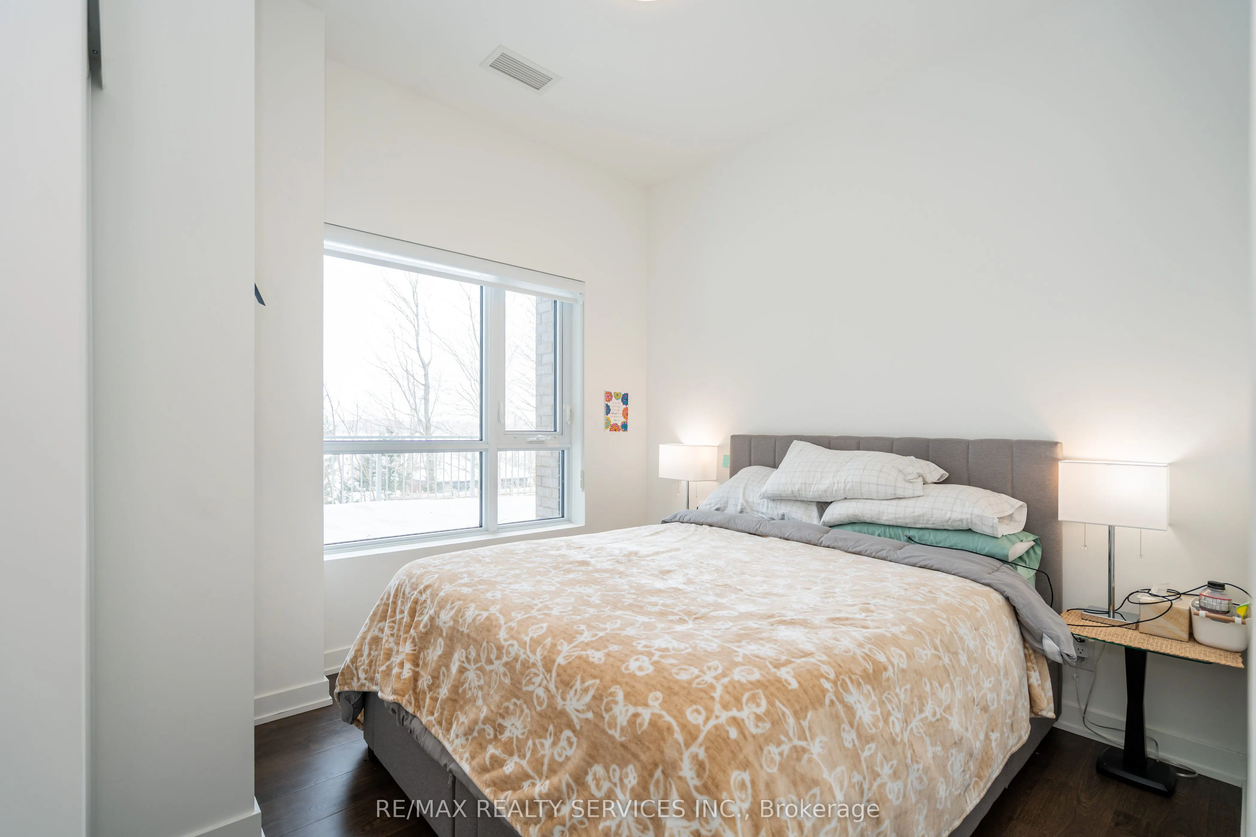 56 Lakeside Terrace, #108
